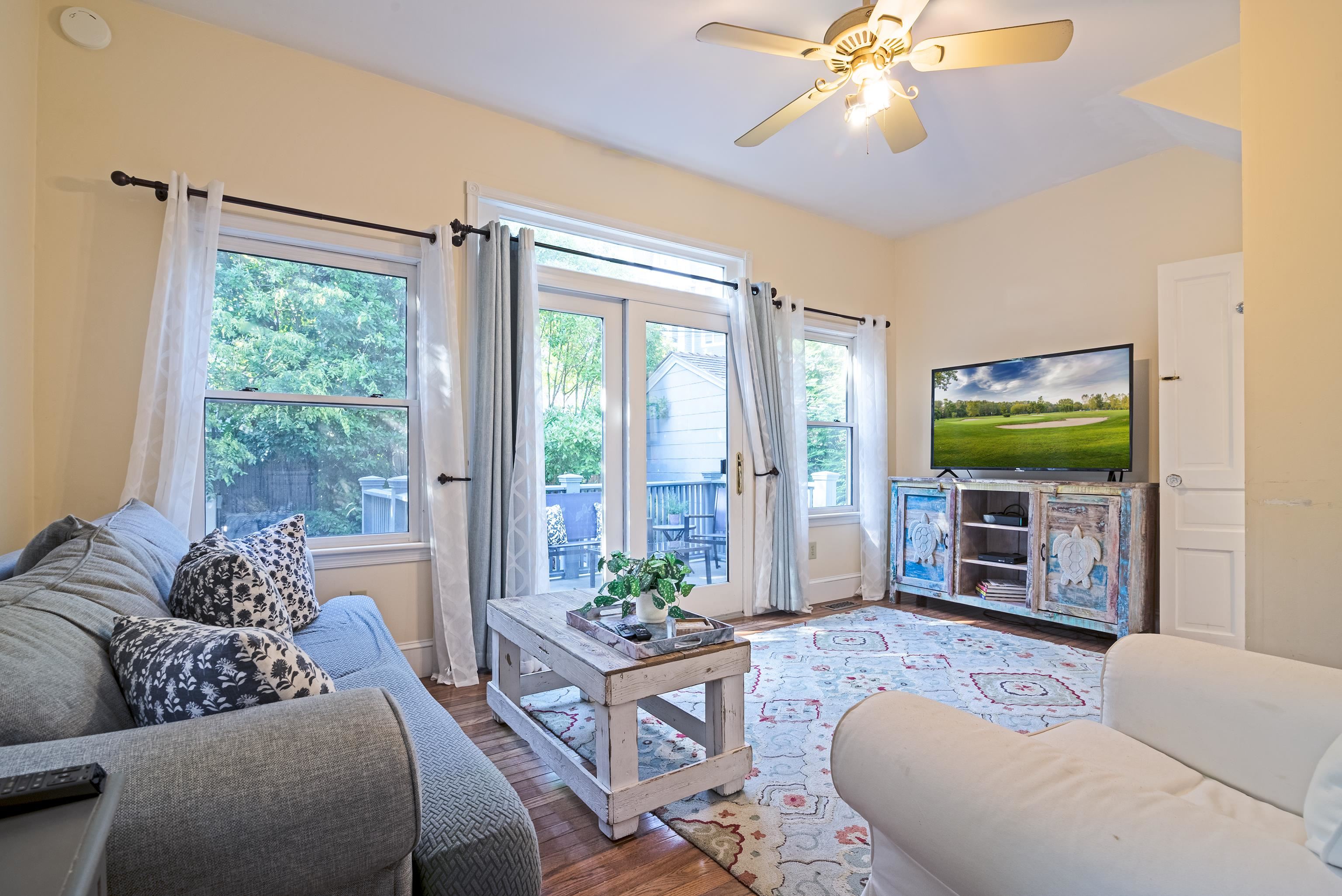 Cape May, New Jersey, 08204, United States, 8 Bedrooms Bedrooms, ,5 BathroomsBathrooms,Residential,Active,1952293