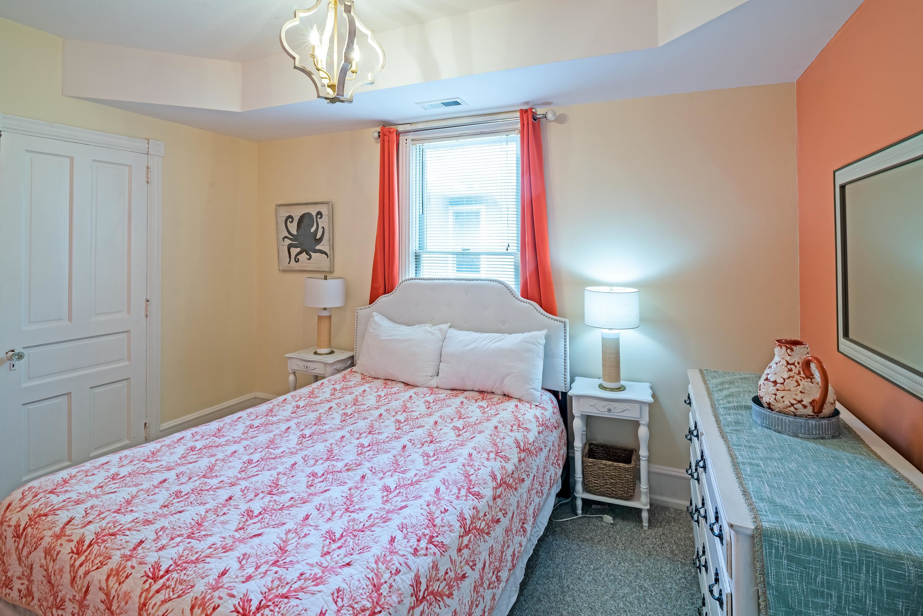 Cape May, New Jersey, 08204, United States, 8 Bedrooms Bedrooms, ,5 BathroomsBathrooms,Residential,Active,1952293