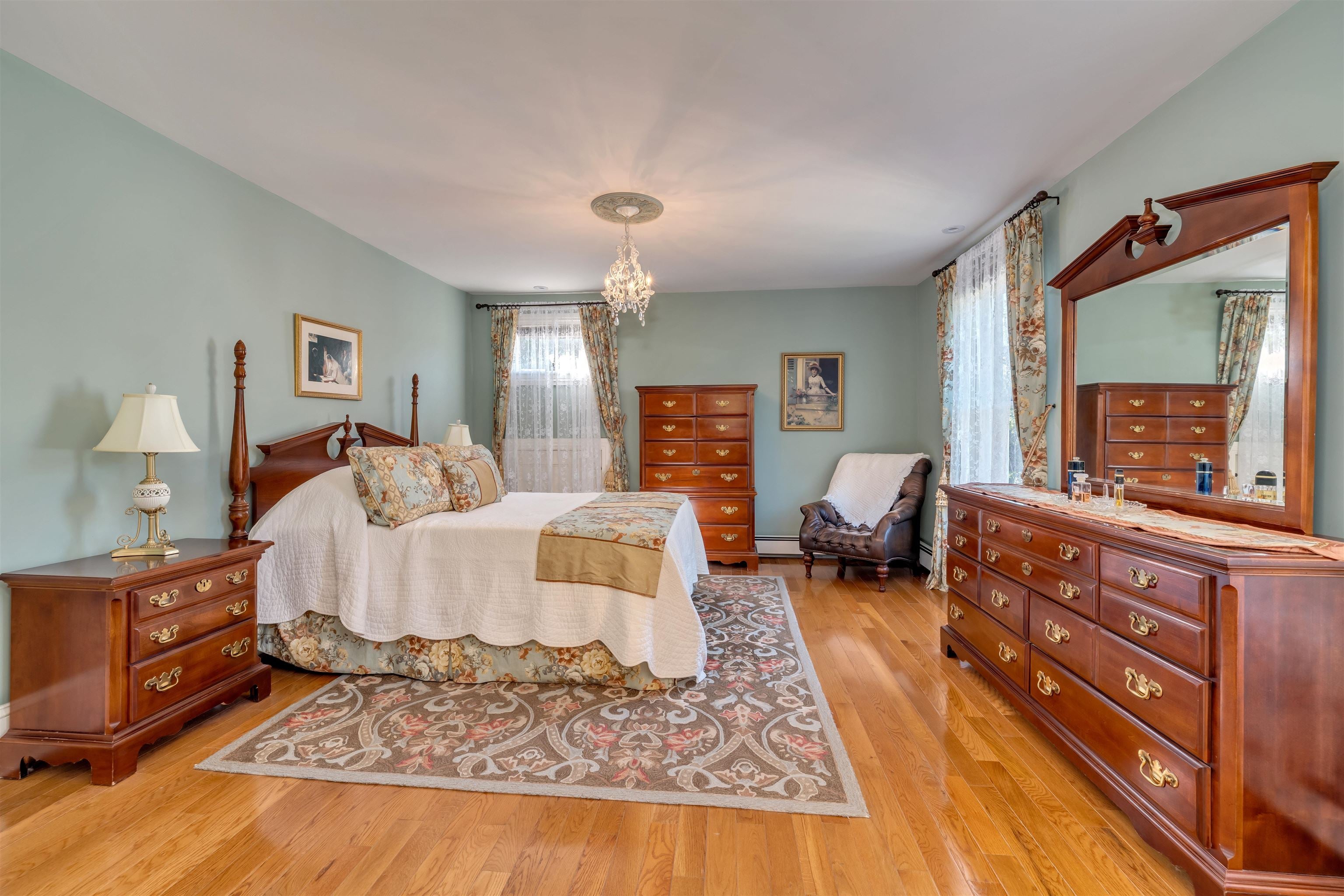 Cape May, New Jersey, 08204, United States, 4 Bedrooms Bedrooms, ,4 BathroomsBathrooms,Residential,Active,1889029