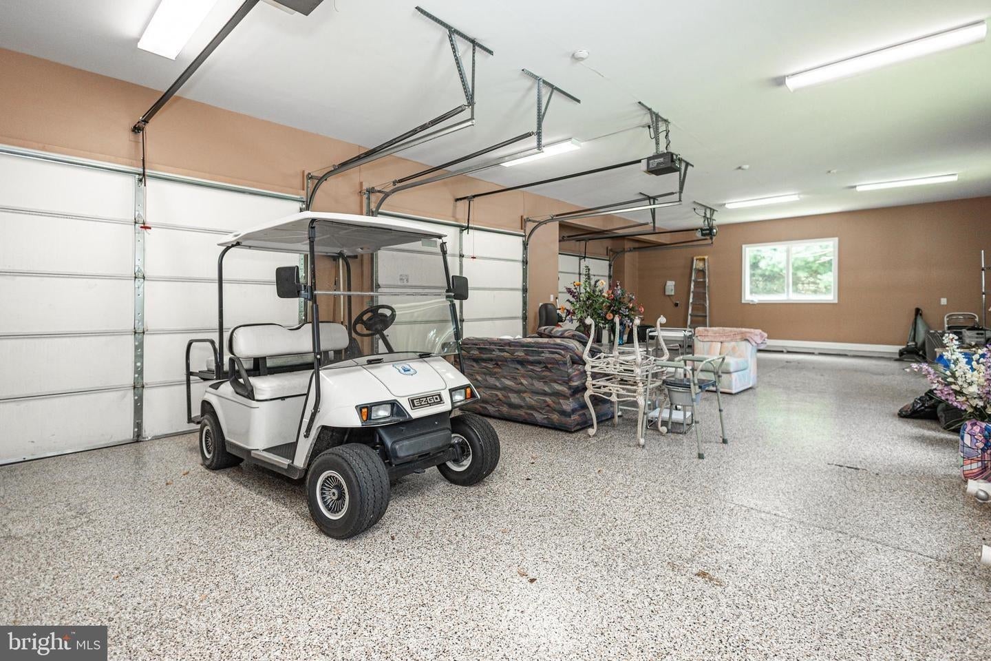 Moorestown, New Jersey, 08057, United States, 5 Bedrooms Bedrooms, ,7 BathroomsBathrooms,Residential,Active,1898011