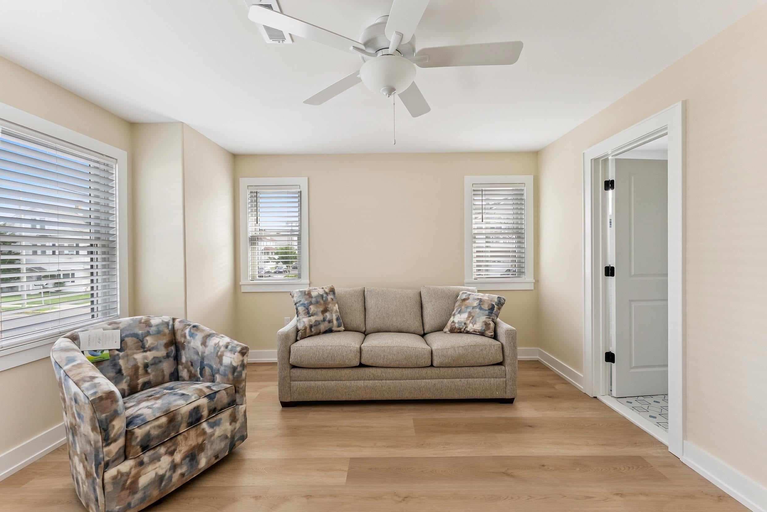 Sea Isle City, New Jersey, 08243, United States, 5 Bedrooms Bedrooms, ,5 BathroomsBathrooms,Residential,Pending,1993637