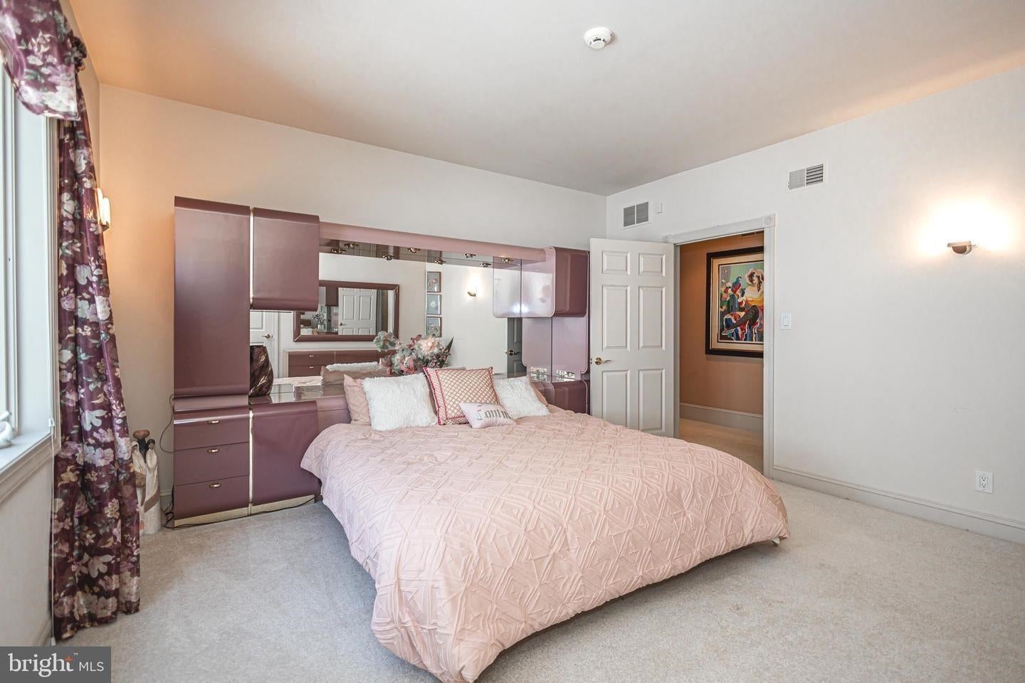 Moorestown, New Jersey, 08057, United States, 5 Bedrooms Bedrooms, ,7 BathroomsBathrooms,Residential,Active,1898011