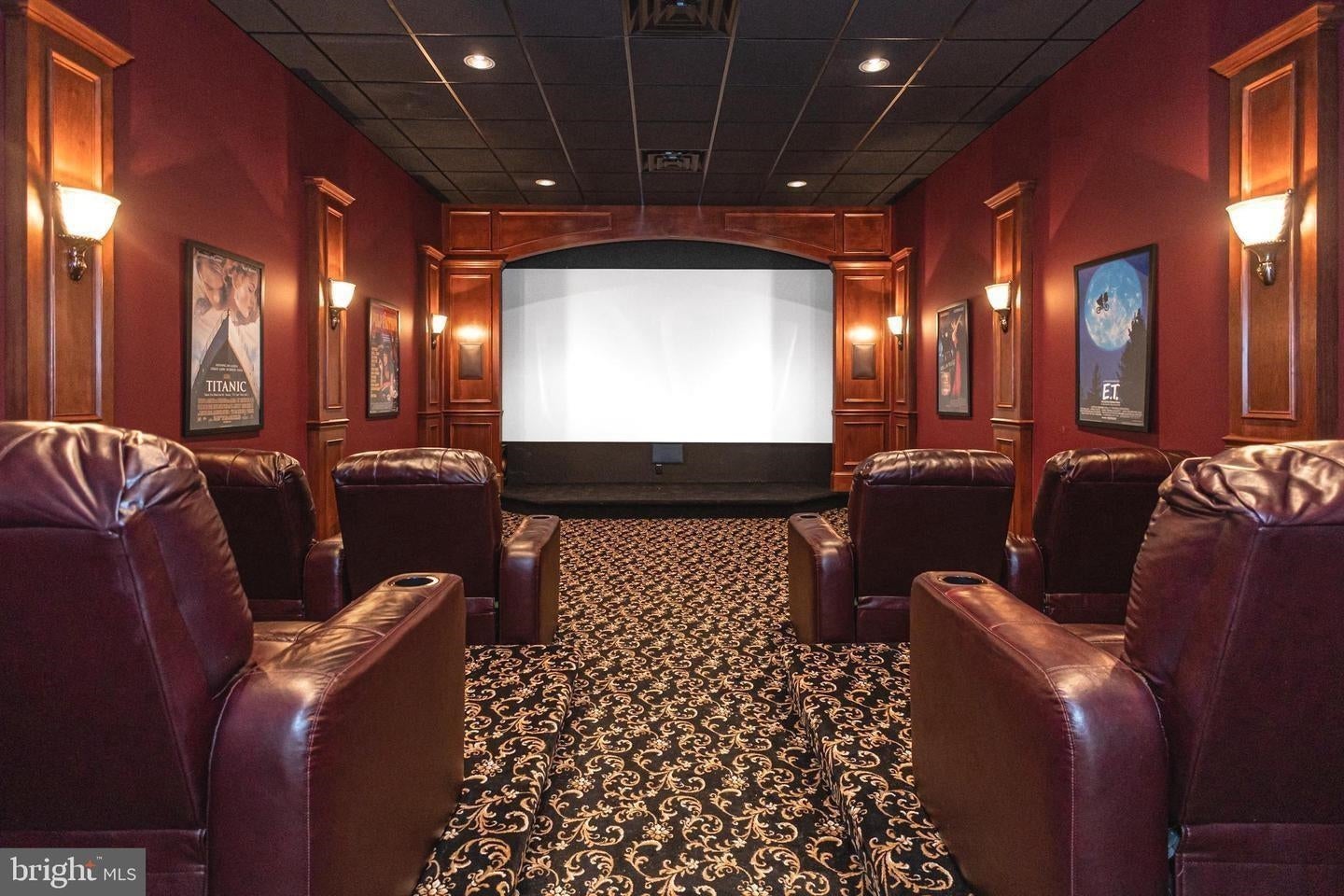 Moorestown, New Jersey, 08057, United States, 5 Bedrooms Bedrooms, ,7 BathroomsBathrooms,Residential,Active,1898011