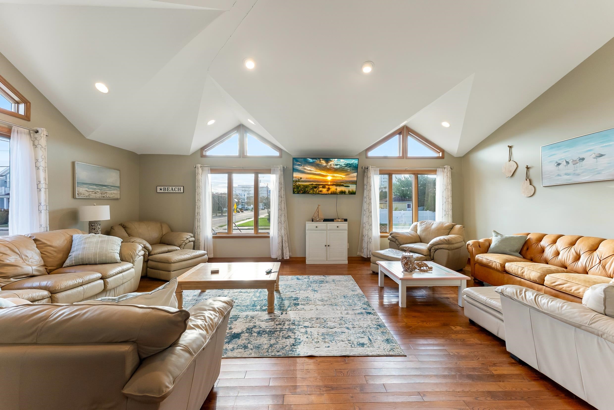 Wildwood Crest, New Jersey, 08260, United States, 4 Bedrooms Bedrooms, ,4 BathroomsBathrooms,Residential,Active,1993657