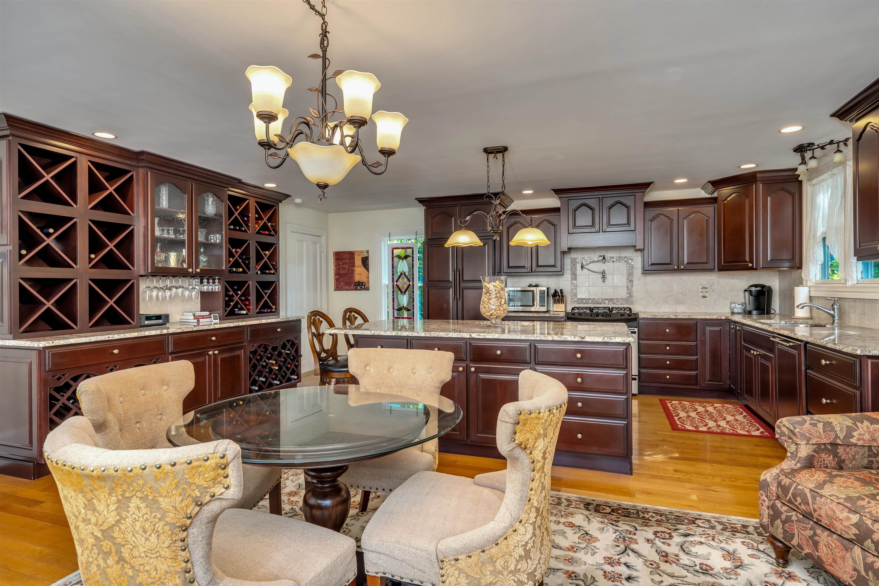 Cape May, New Jersey, 08204, United States, 4 Bedrooms Bedrooms, ,4 BathroomsBathrooms,Residential,Active,1889029