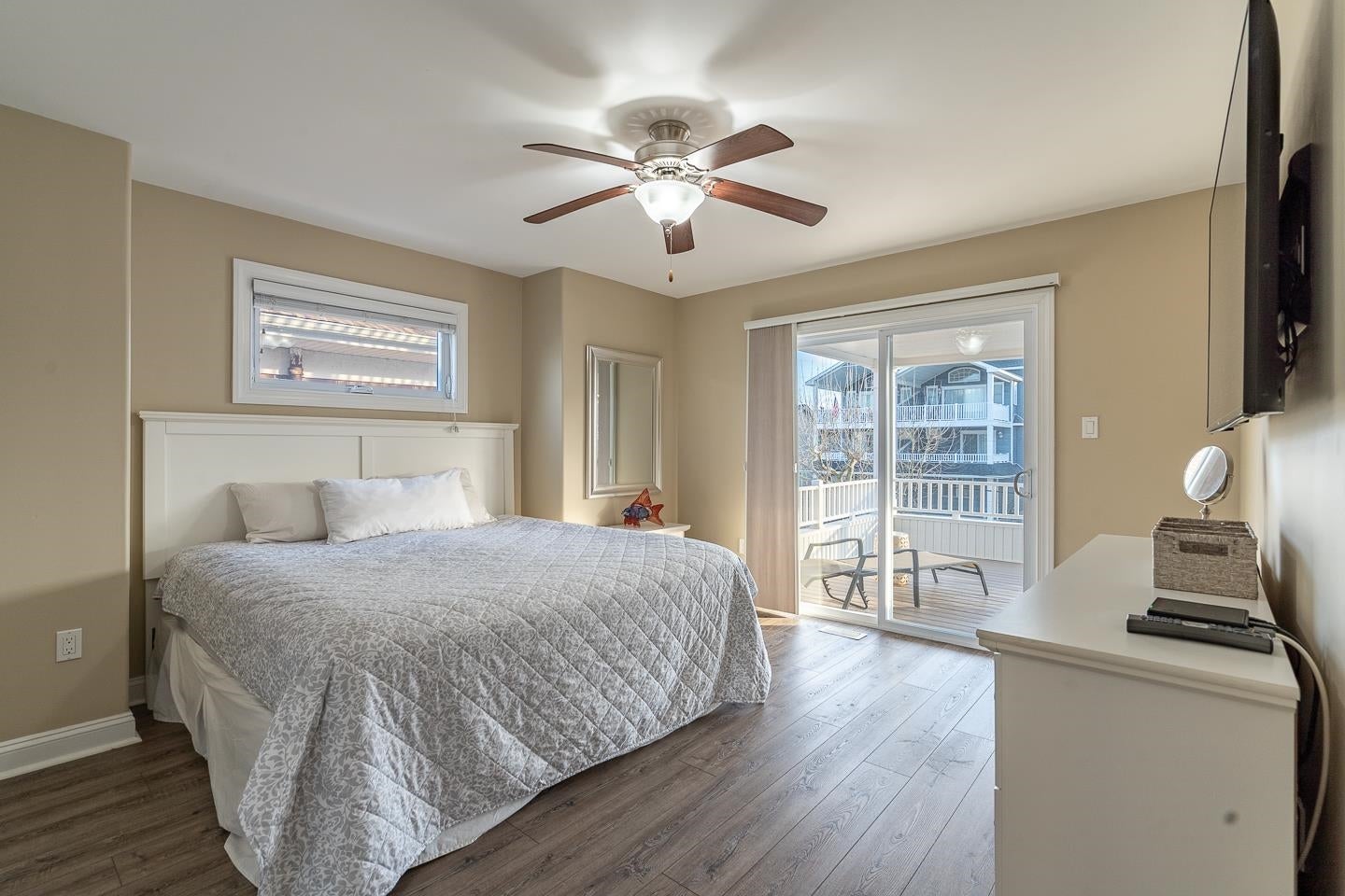 Sea Isle City, New Jersey, 08243, United States, 7 Bedrooms Bedrooms, ,5 BathroomsBathrooms,Residential,Pending,1993611