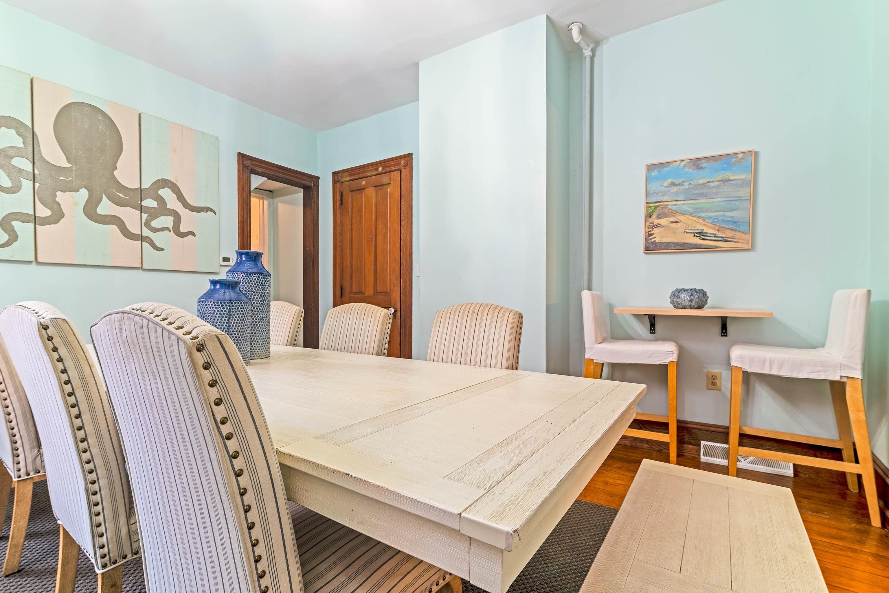 Cape May, New Jersey, 08204, United States, 8 Bedrooms Bedrooms, ,5 BathroomsBathrooms,Residential,Active,1952293