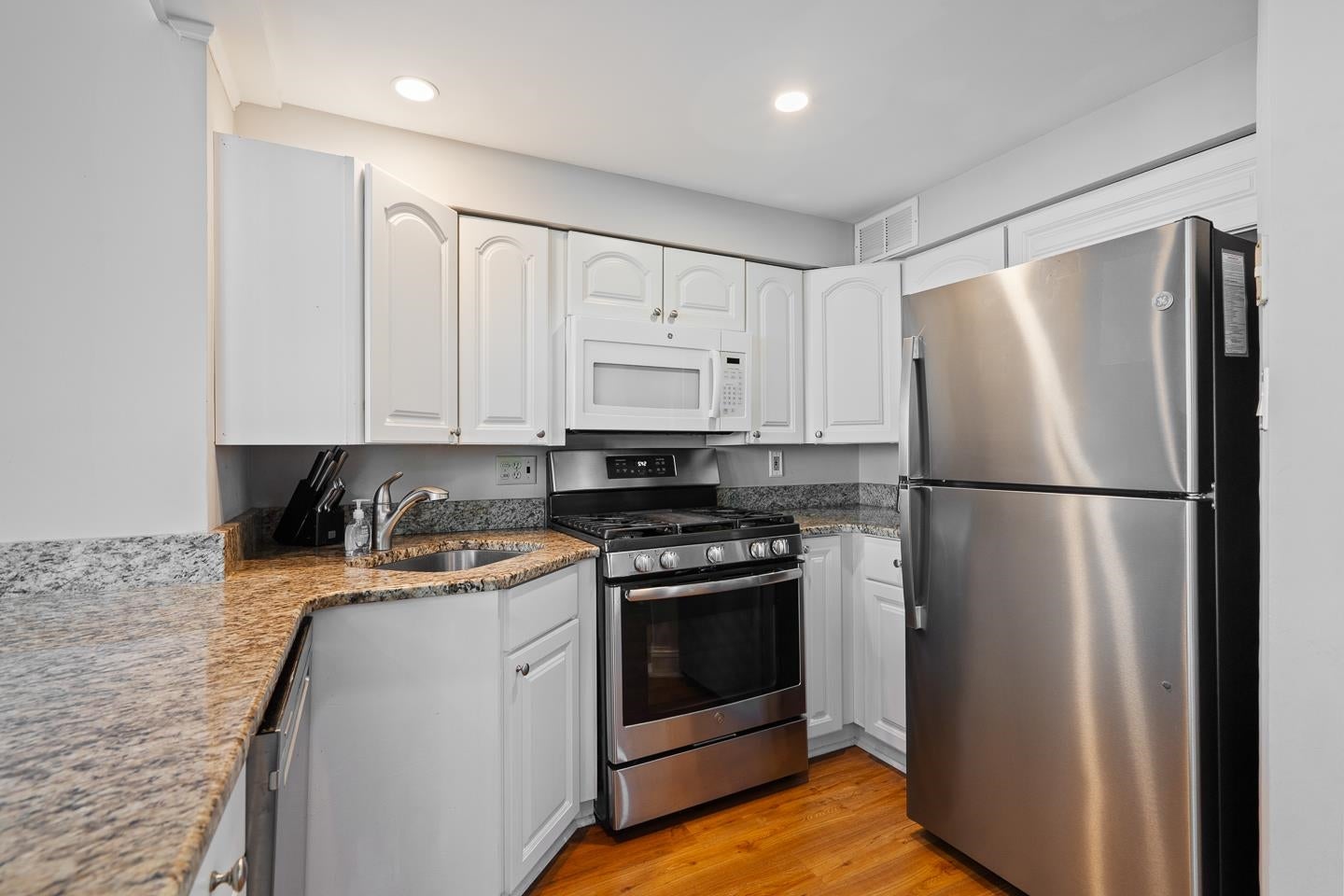 Sea Isle City, New Jersey, 08243, United States, 5 Bedrooms Bedrooms, ,4 BathroomsBathrooms,Residential,Active,1953272