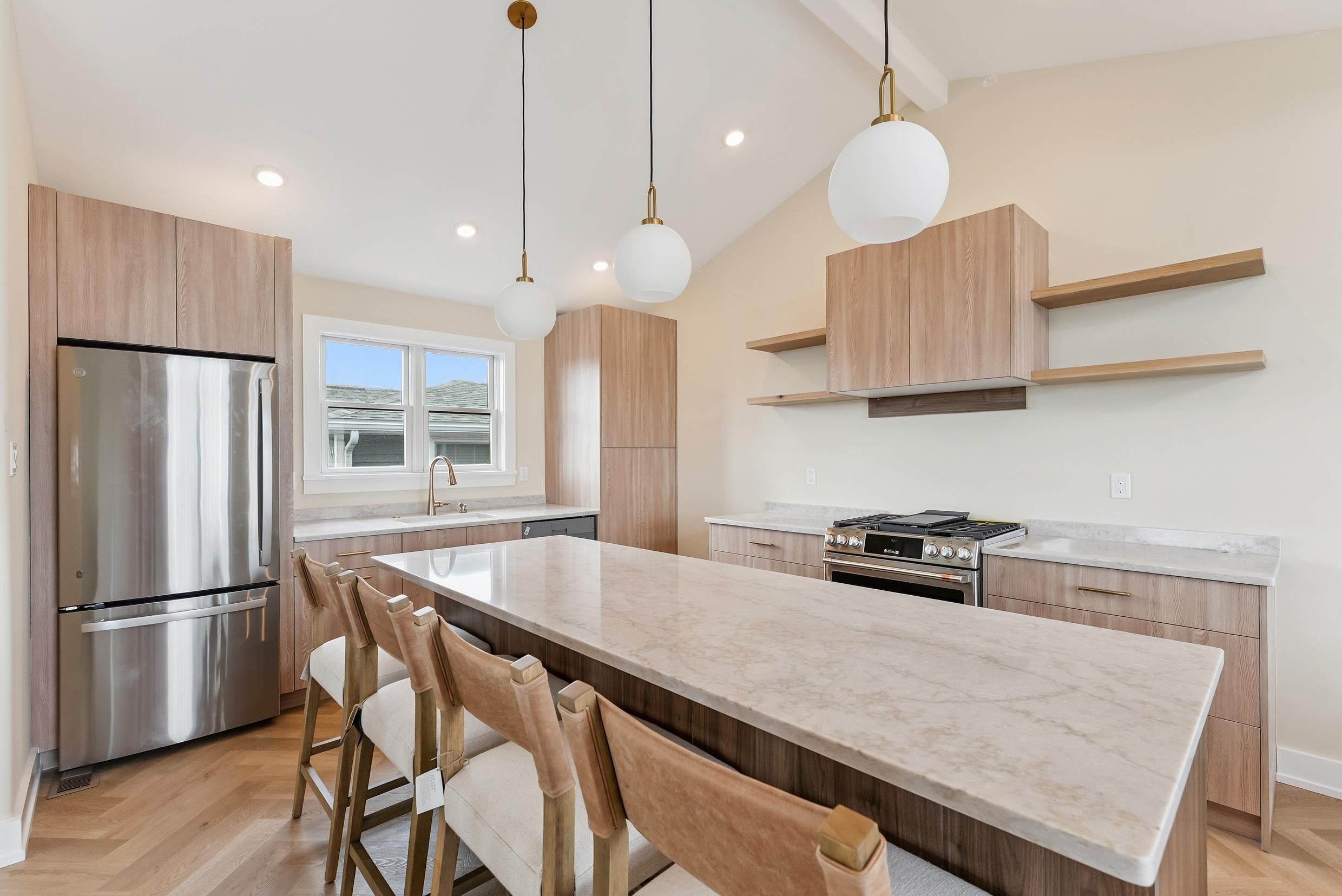 Sea Isle City, New Jersey, 08243, United States, 5 Bedrooms Bedrooms, ,5 BathroomsBathrooms,Residential,Pending,1993637