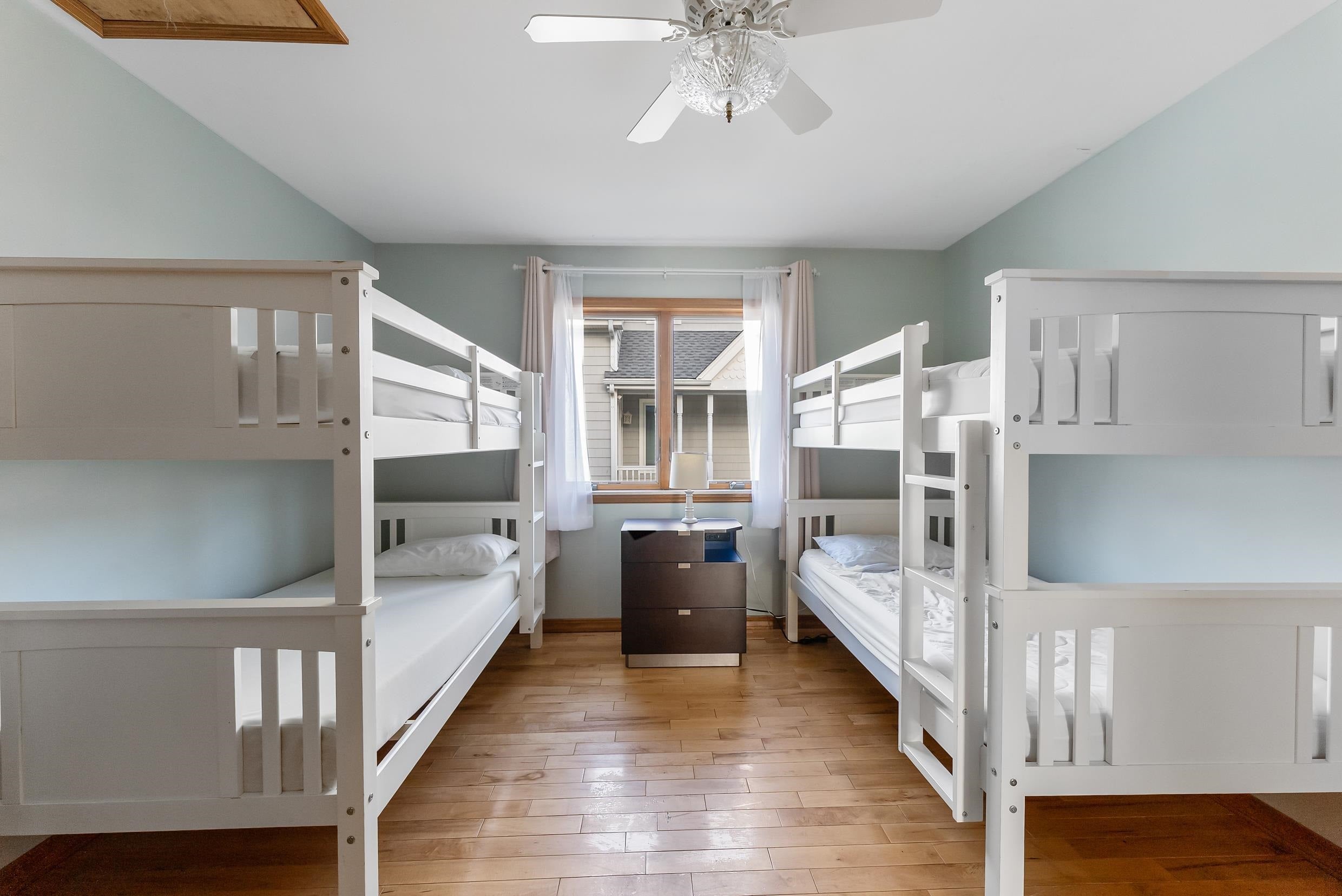 Wildwood Crest, New Jersey, 08260, United States, 4 Bedrooms Bedrooms, ,4 BathroomsBathrooms,Residential,Active,1993657