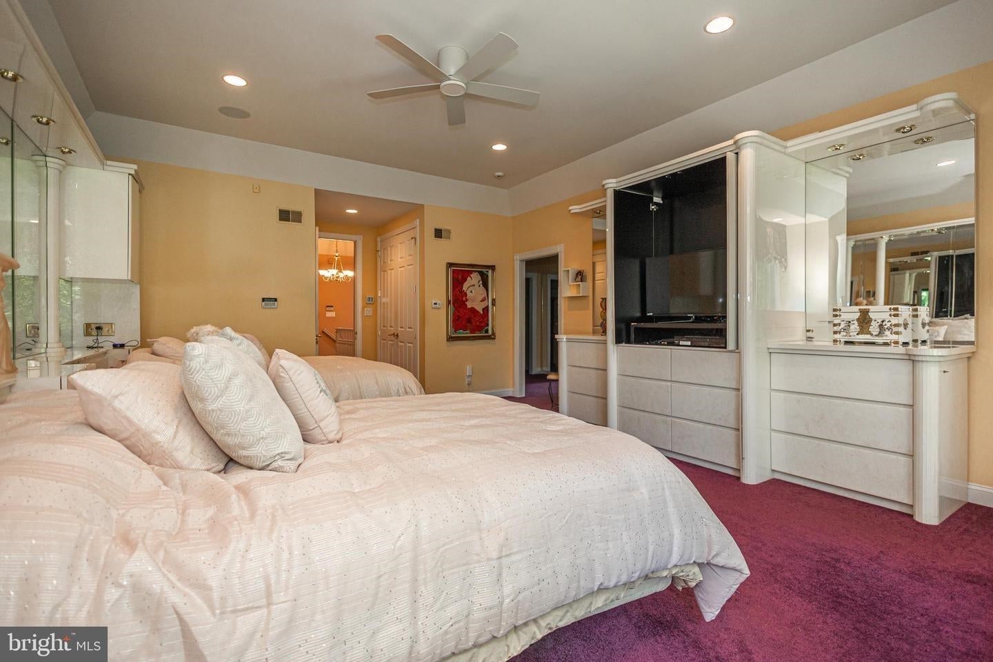 Moorestown, New Jersey, 08057, United States, 5 Bedrooms Bedrooms, ,7 BathroomsBathrooms,Residential,Active,1898011