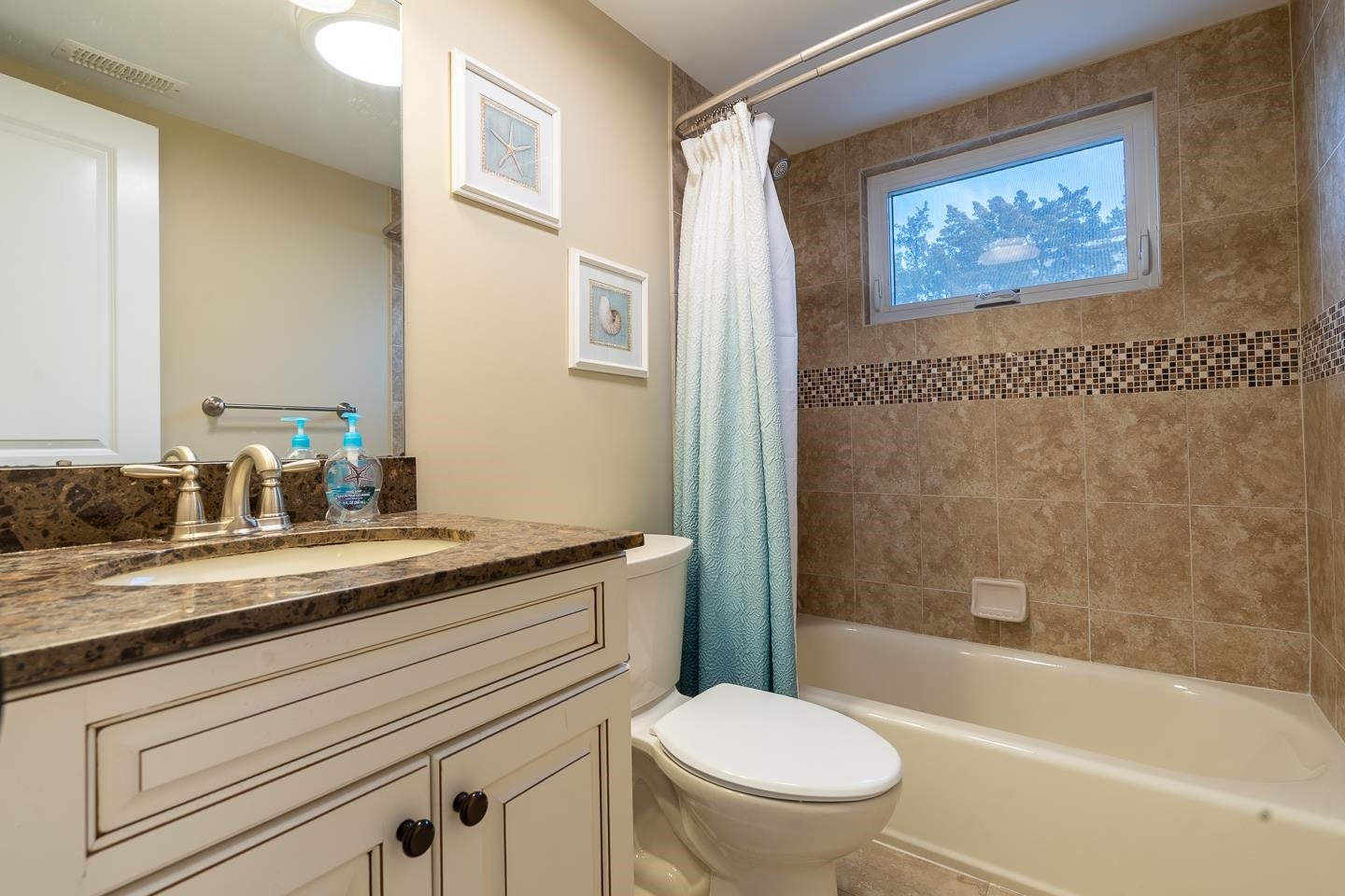 Sea Isle City, New Jersey, 08243, United States, 7 Bedrooms Bedrooms, ,5 BathroomsBathrooms,Residential,Pending,1993611