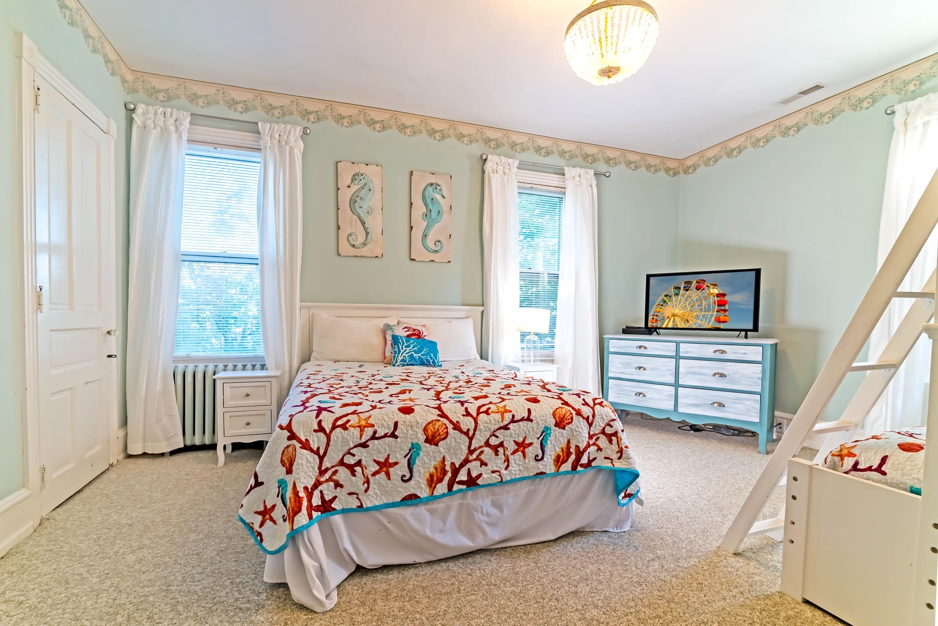 Cape May, New Jersey, 08204, United States, 8 Bedrooms Bedrooms, ,5 BathroomsBathrooms,Residential,Active,1952293