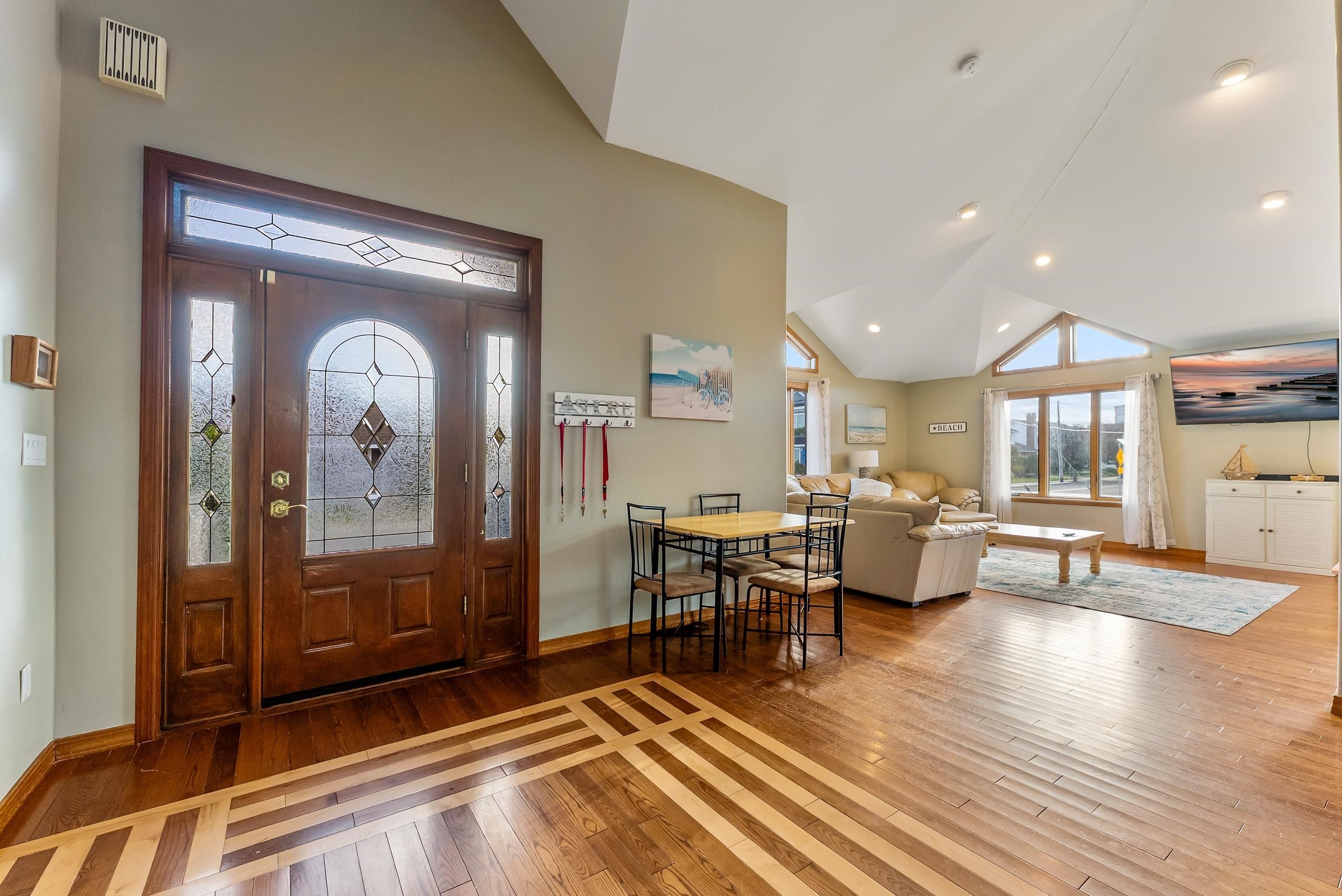 Wildwood Crest, New Jersey, 08260, United States, 4 Bedrooms Bedrooms, ,4 BathroomsBathrooms,Residential,Active,1993657