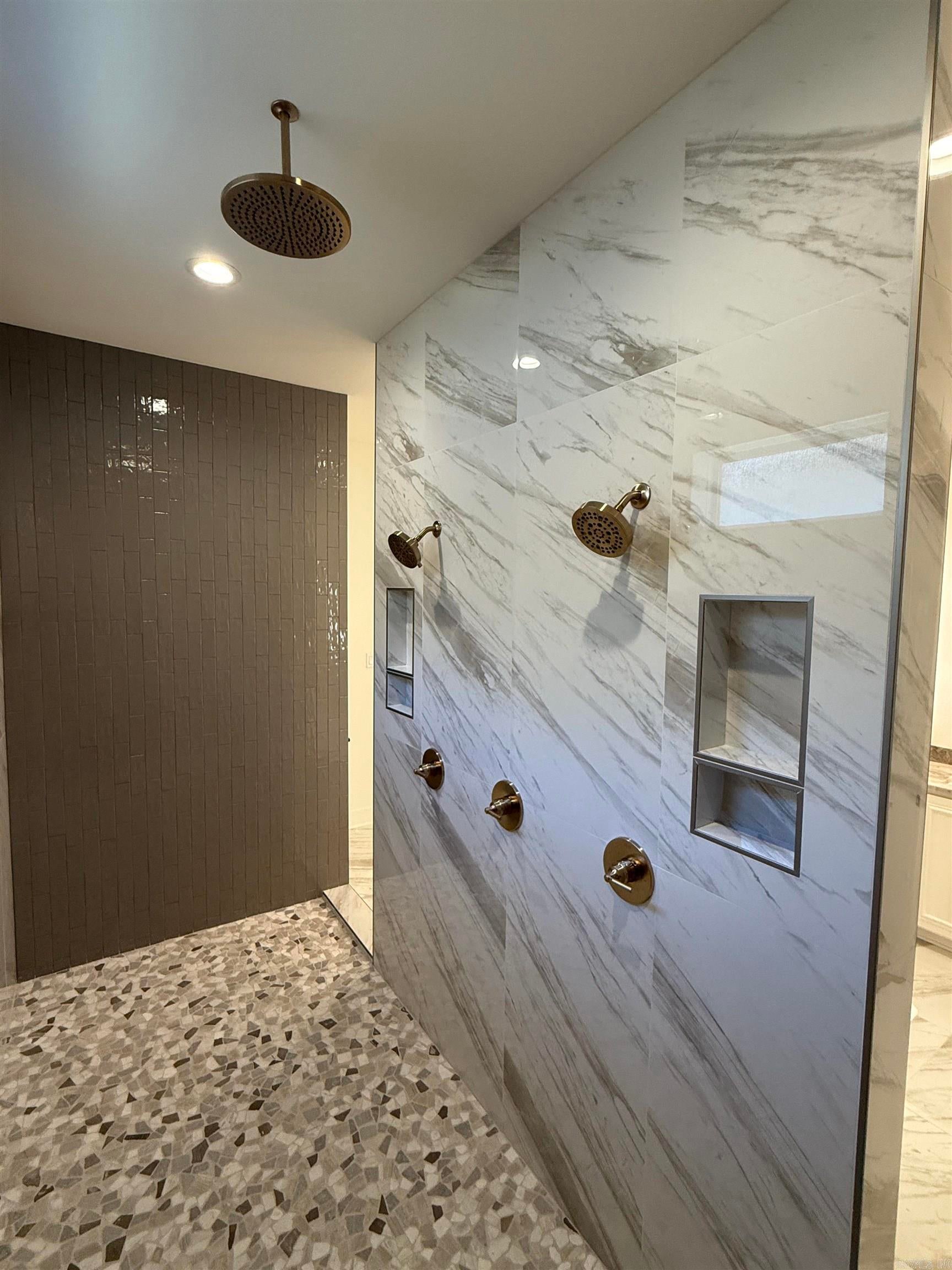 Little Rock, Arkansas, 72223, United States, 5 Bedrooms Bedrooms, ,5 BathroomsBathrooms,Residential,Active,1894548