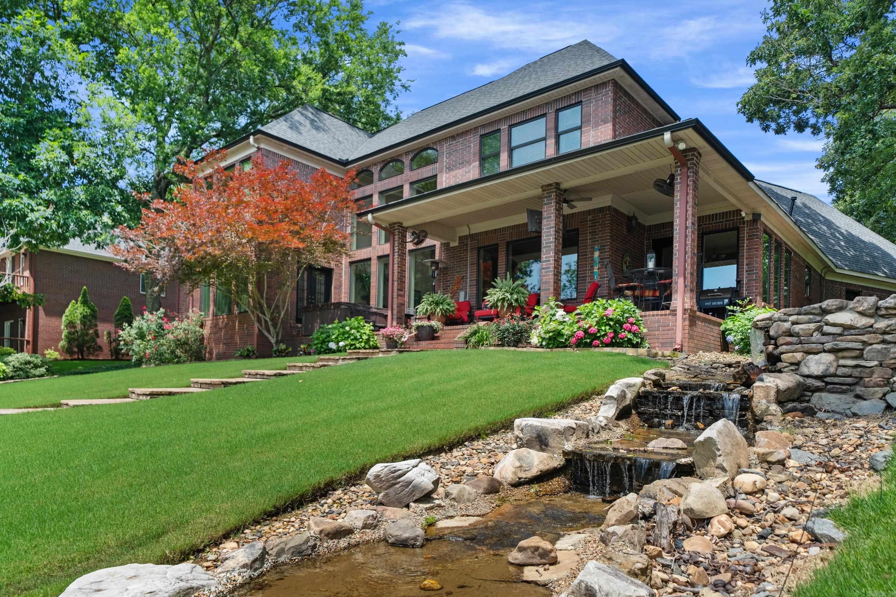 Hot Springs, Arkansas, 71913, United States, 5 Bedrooms Bedrooms, ,5 BathroomsBathrooms,Residential,Active,1920263