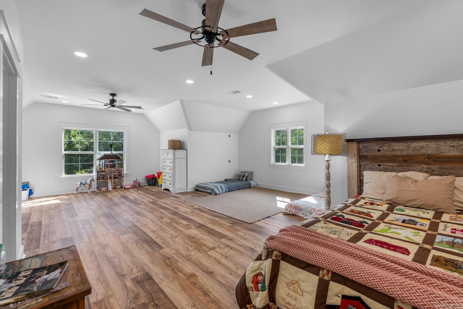 Conway, Arkansas, 72034, United States, ,6 BathroomsBathrooms,Residential,Active,1839450