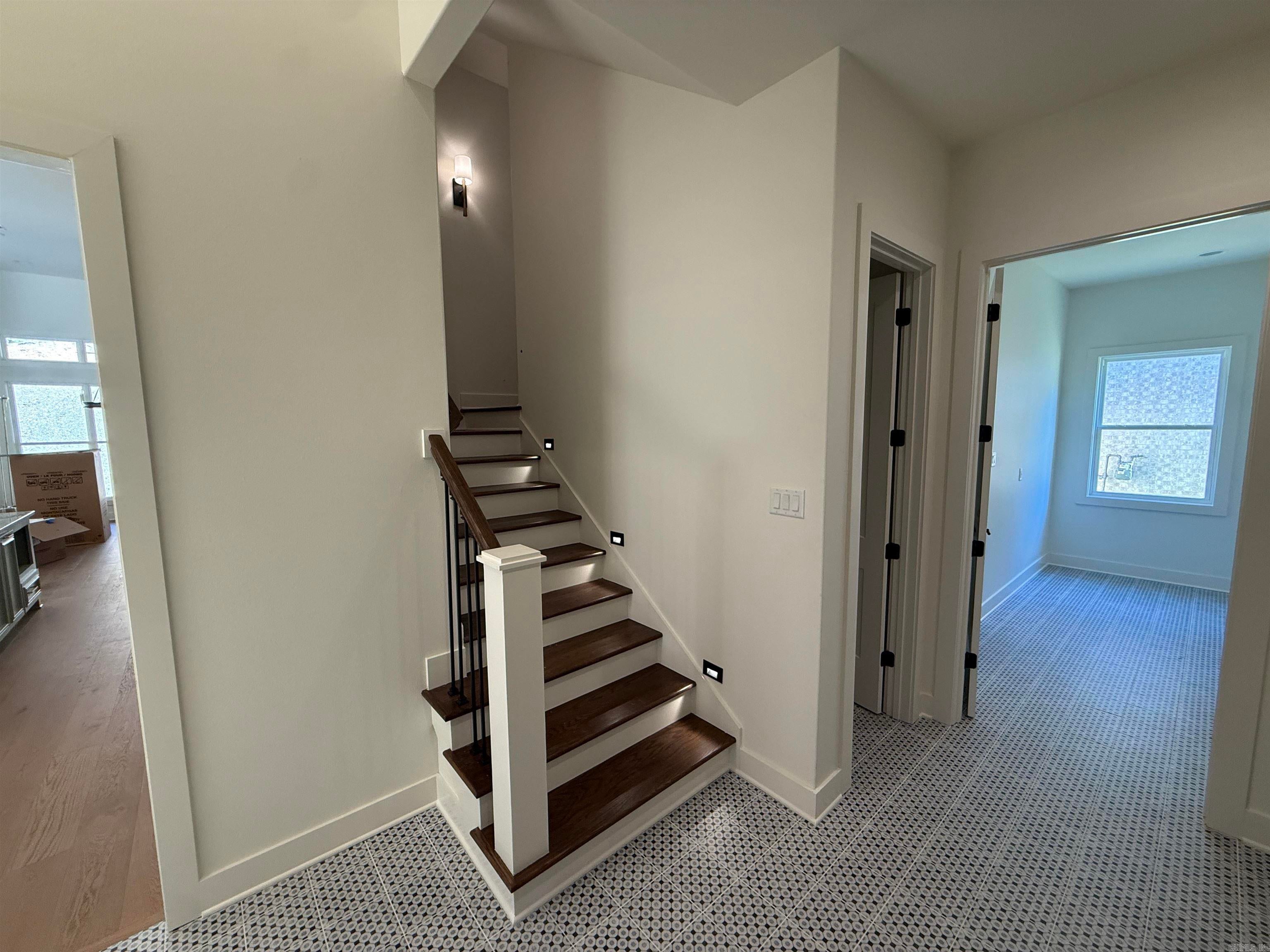 Little Rock, Arkansas, 72223, United States, 5 Bedrooms Bedrooms, ,5 BathroomsBathrooms,Residential,Active,1894548