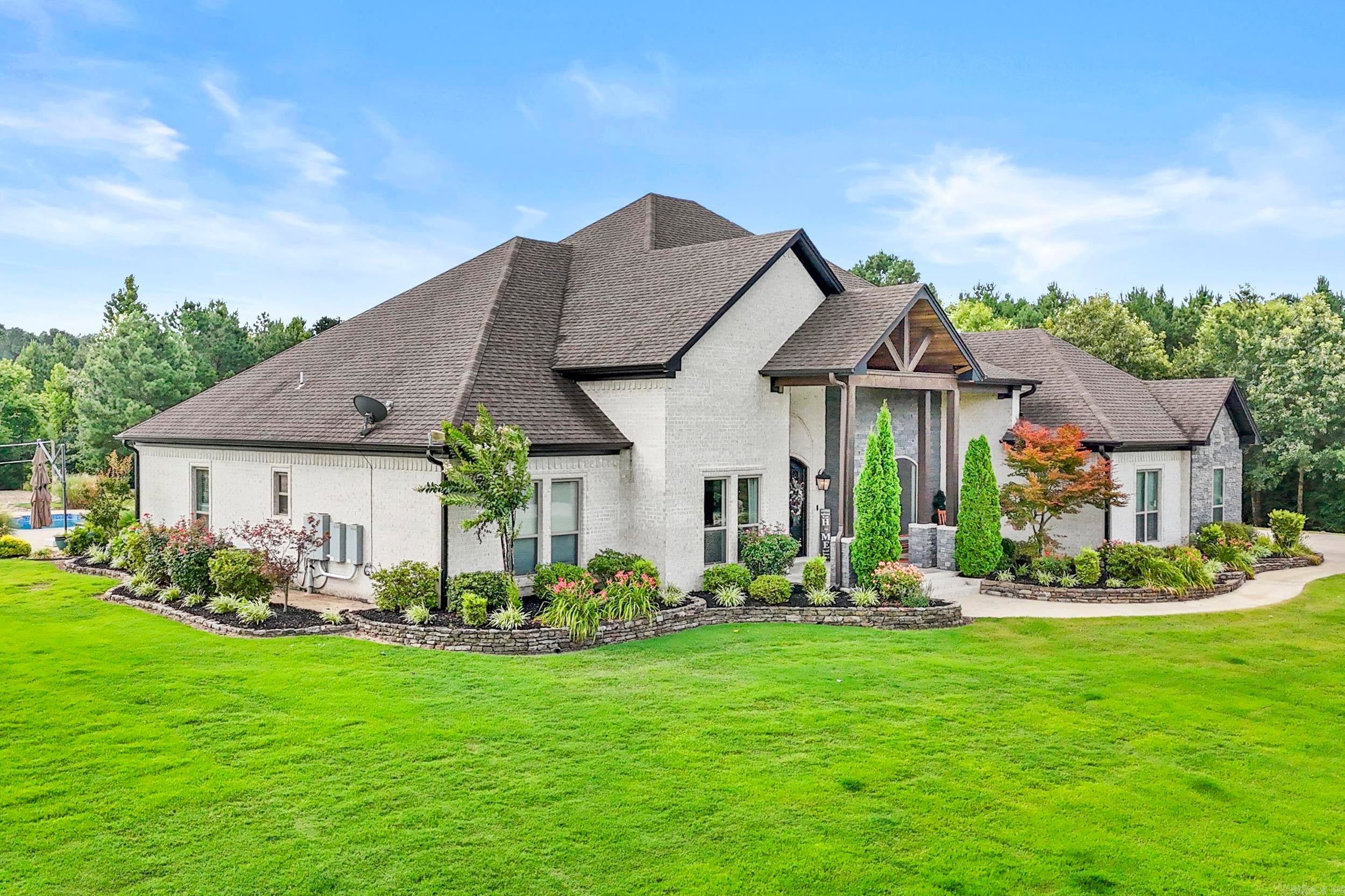 Searcy, Arkansas, 72143, United States, 3 Bedrooms Bedrooms, ,3 BathroomsBathrooms,Residential,Pending,1994980