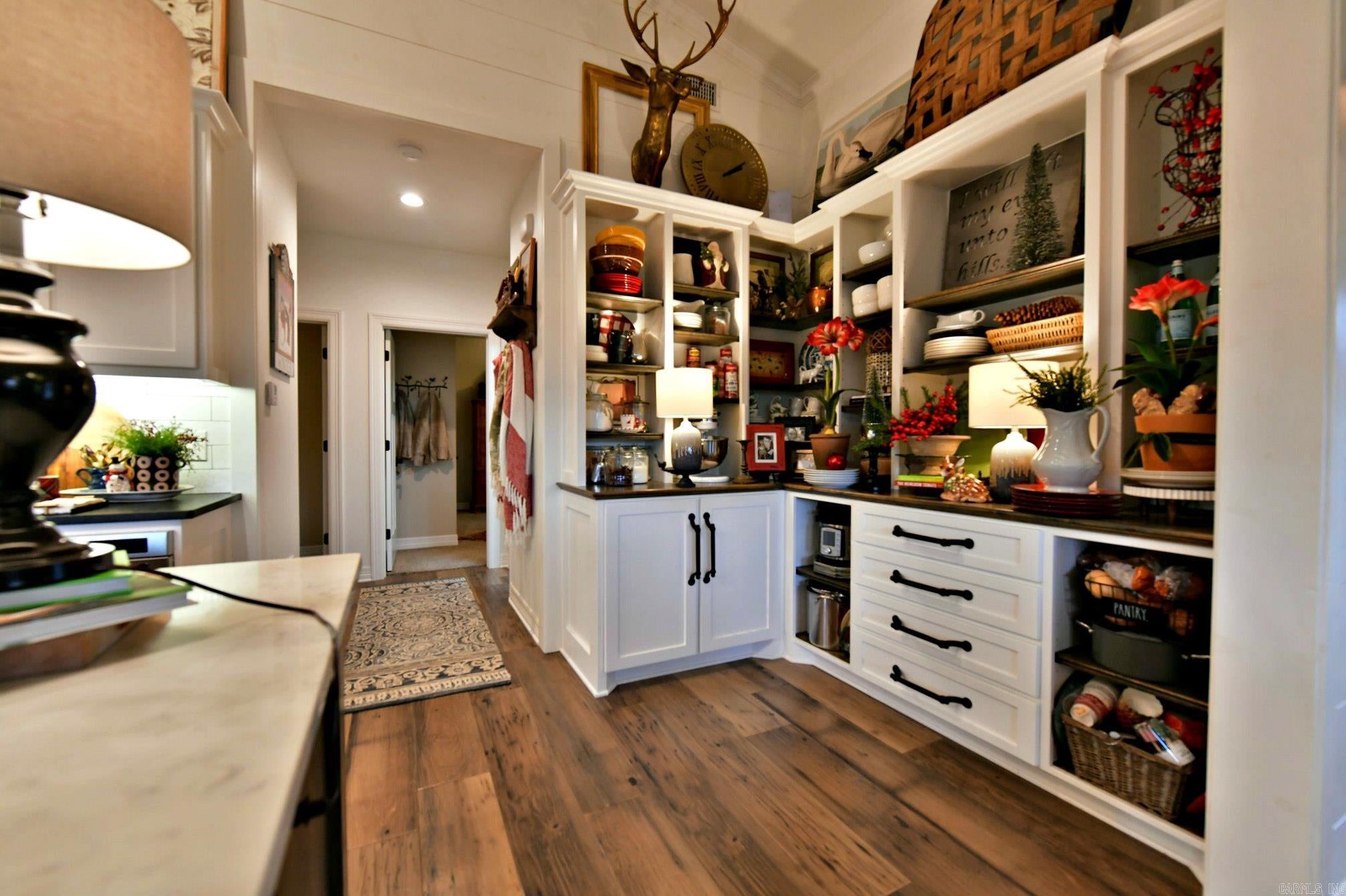 Mena, Arkansas, 71953, United States, 3 Bedrooms Bedrooms, ,3 BathroomsBathrooms,Residential,Active,1998755