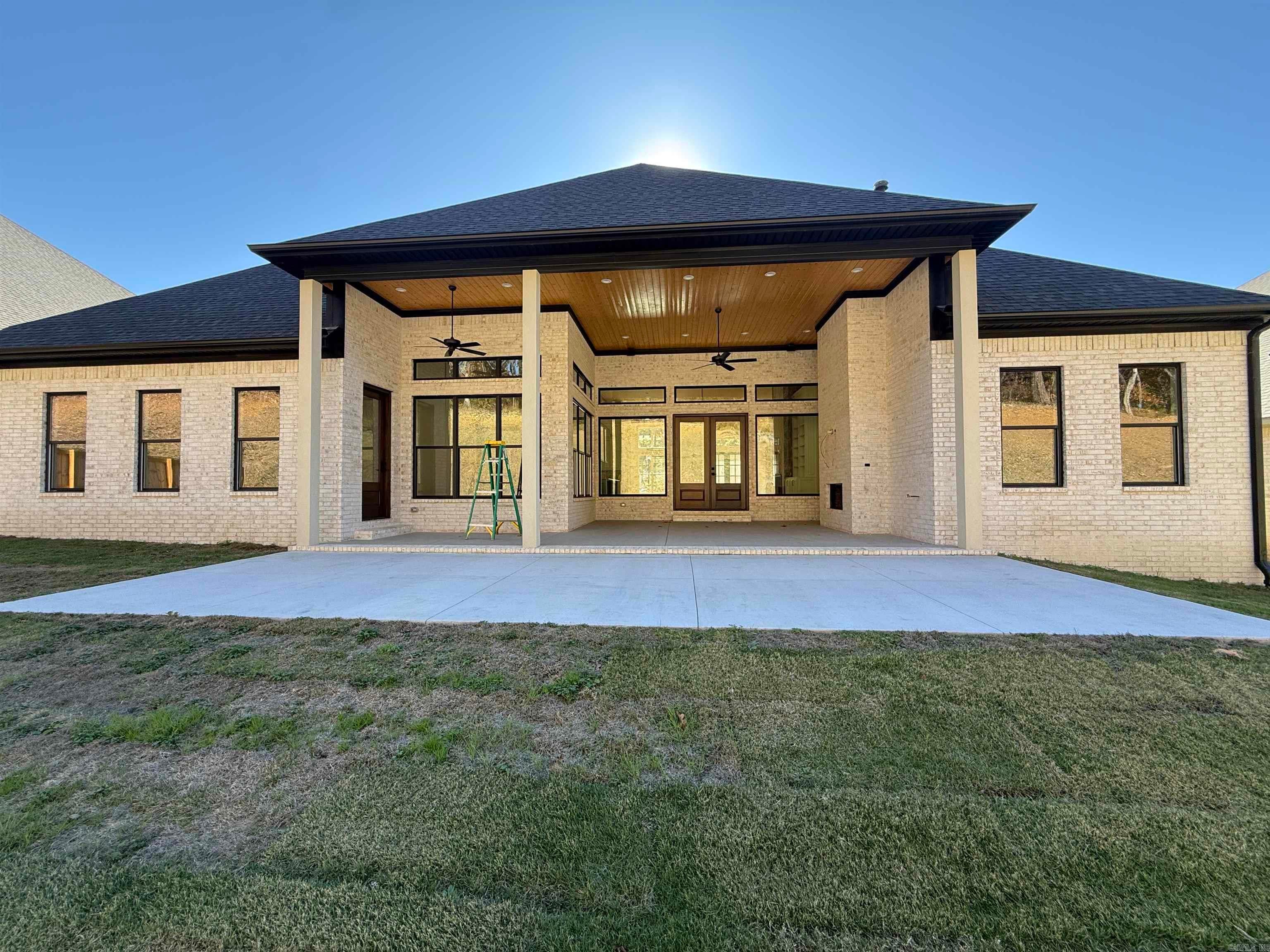 Little Rock, Arkansas, 72223, United States, 5 Bedrooms Bedrooms, ,5 BathroomsBathrooms,Residential,Active,1894548