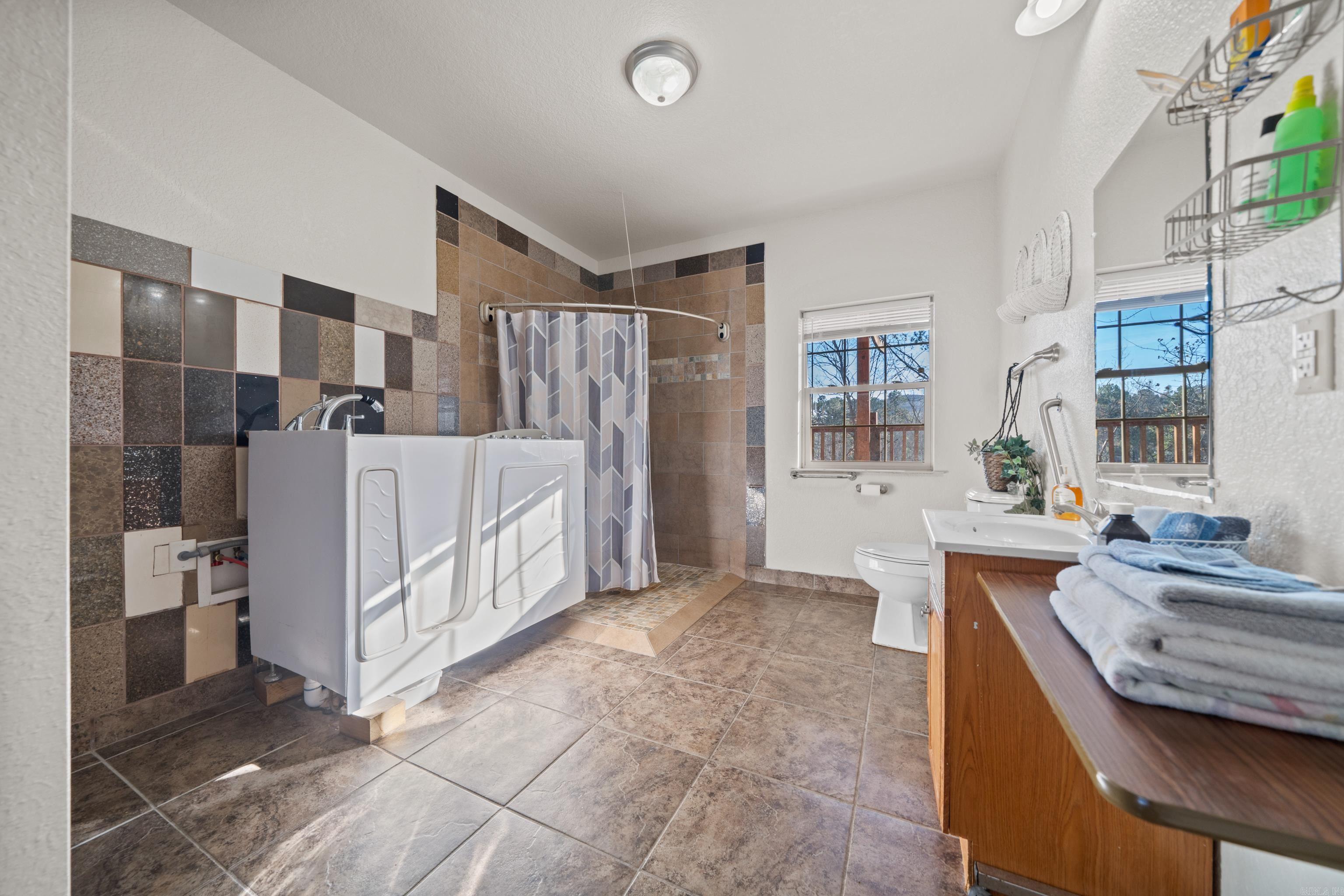 Hot Springs National Park, Arkansas, 71901, United States, 6 Bedrooms Bedrooms, ,5 BathroomsBathrooms,Residential,Active,2007052