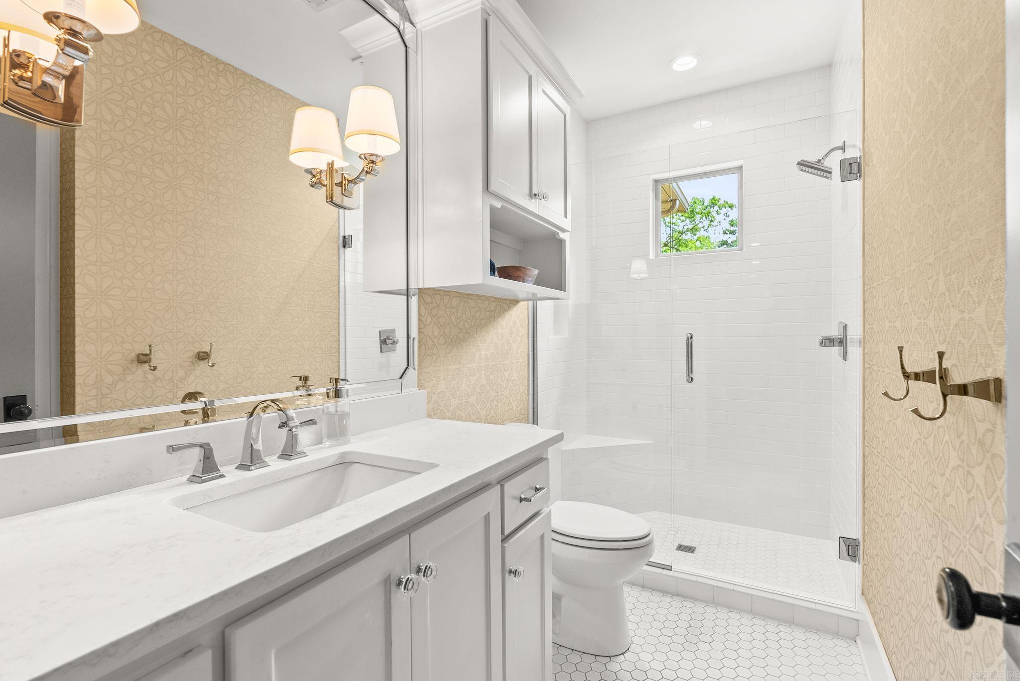 Little Rock, Arkansas, 72211, United States, ,6 BathroomsBathrooms,Residential,Active,1860286