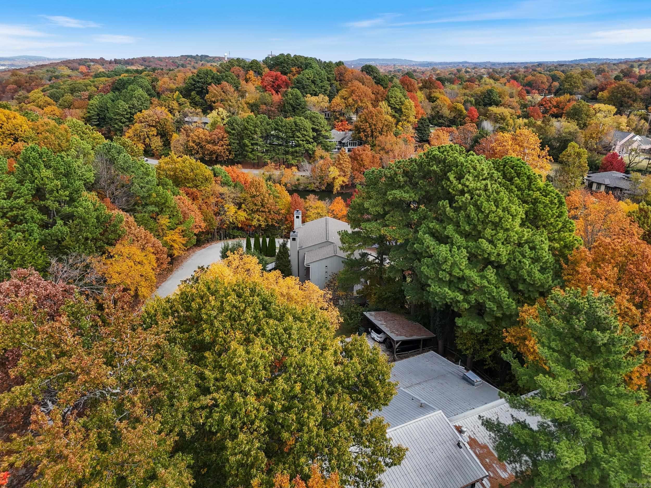 Fayetteville, Arkansas, 72703, United States, 4 Bedrooms Bedrooms, ,3 BathroomsBathrooms,Residential,Active,2007010
