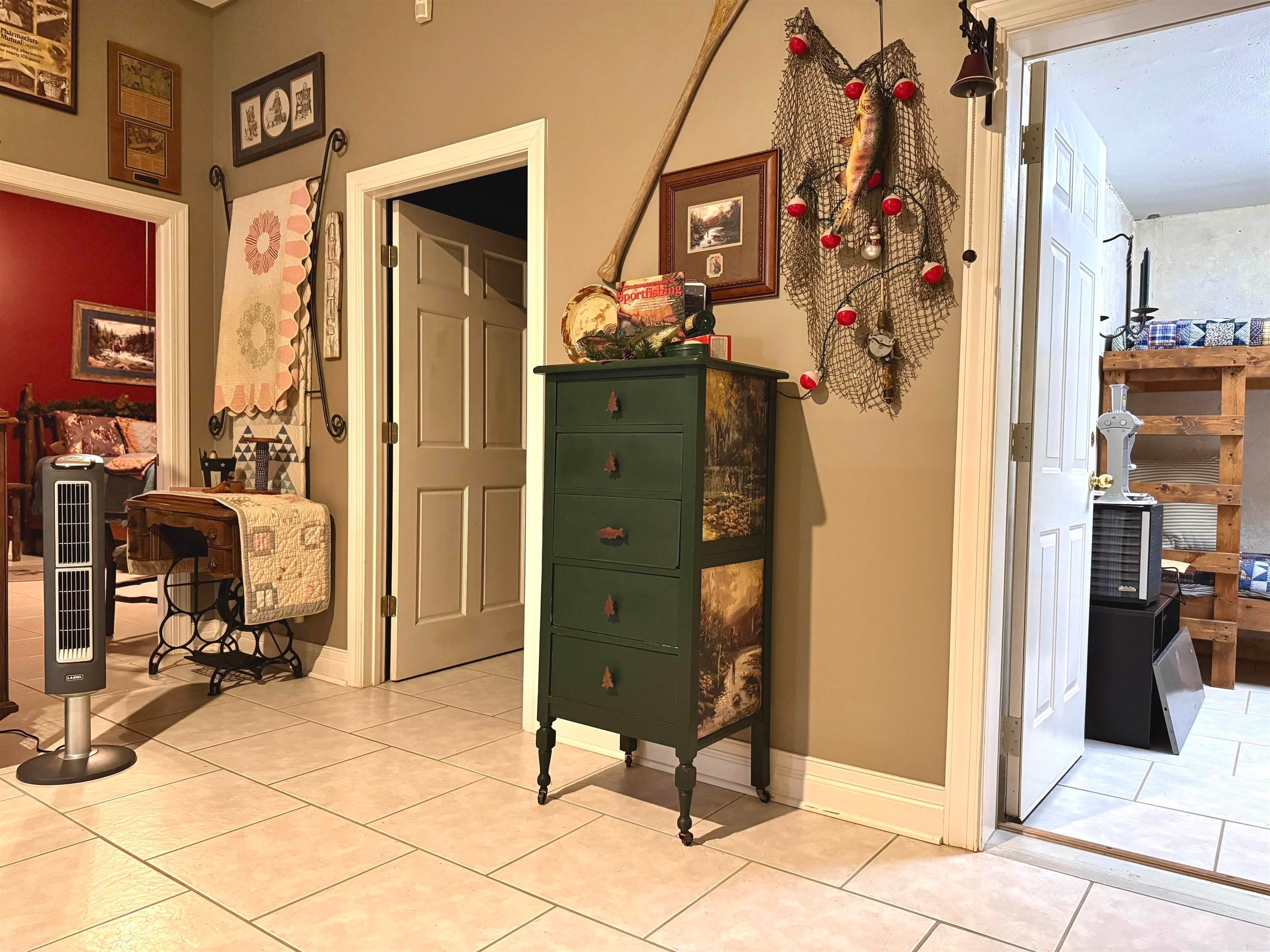 Mountain View, Arkansas, 72560, United States, 4 Bedrooms Bedrooms, ,5 BathroomsBathrooms,Residential,Active,1898230