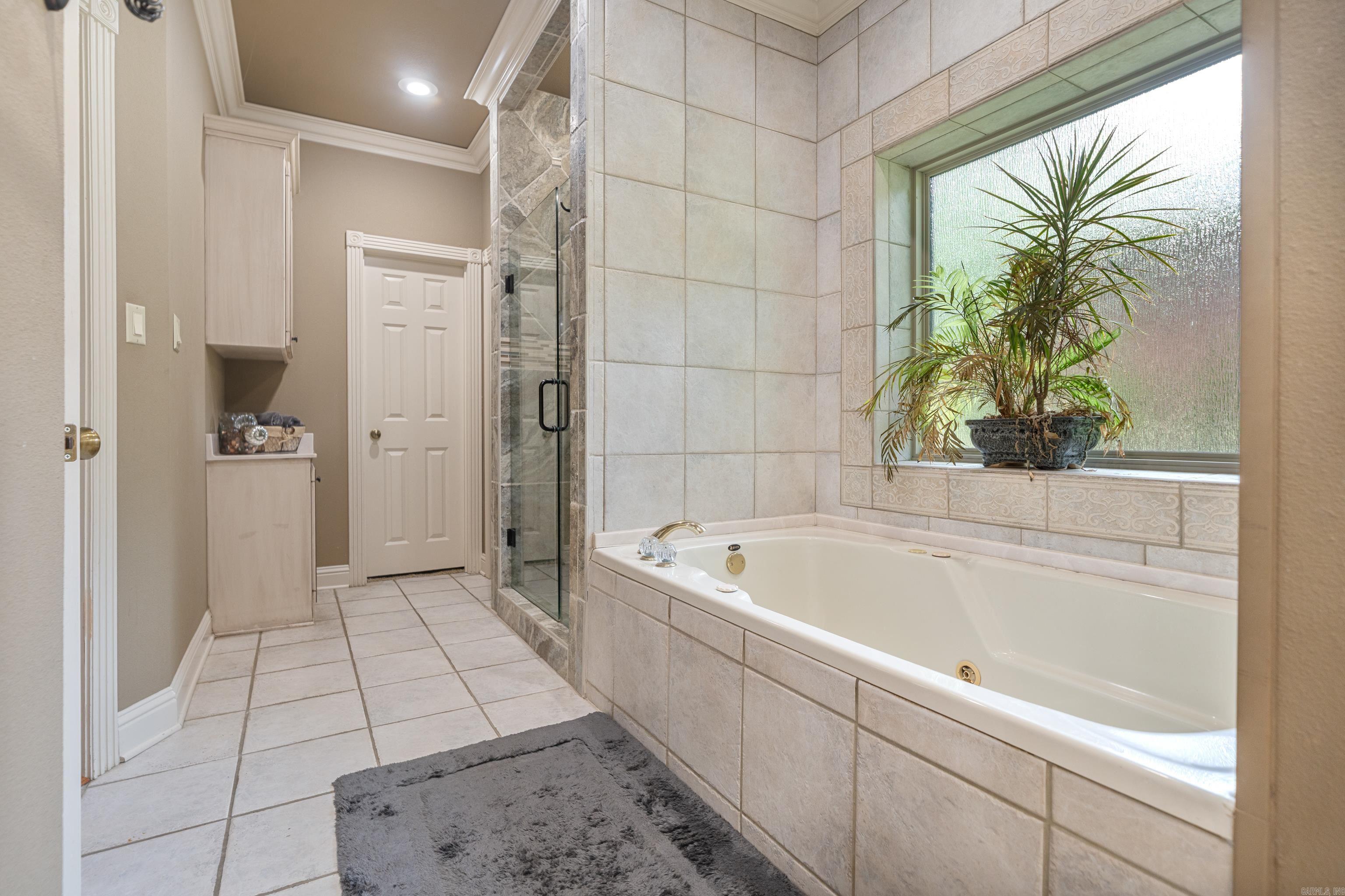 Hot Springs, Arkansas, 71913, United States, 5 Bedrooms Bedrooms, ,5 BathroomsBathrooms,Residential,Active,1920263