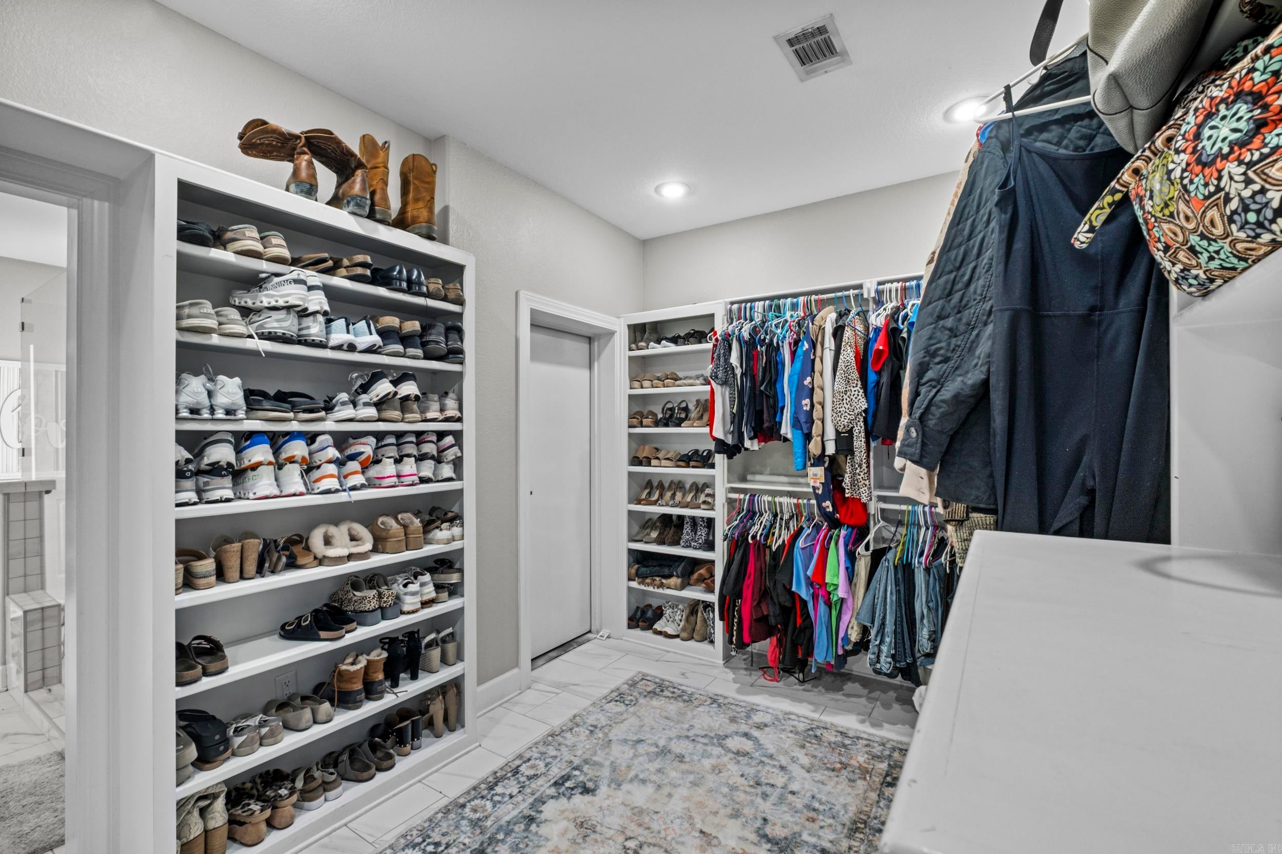 Searcy, Arkansas, 72143, United States, 3 Bedrooms Bedrooms, ,3 BathroomsBathrooms,Residential,Pending,1994980