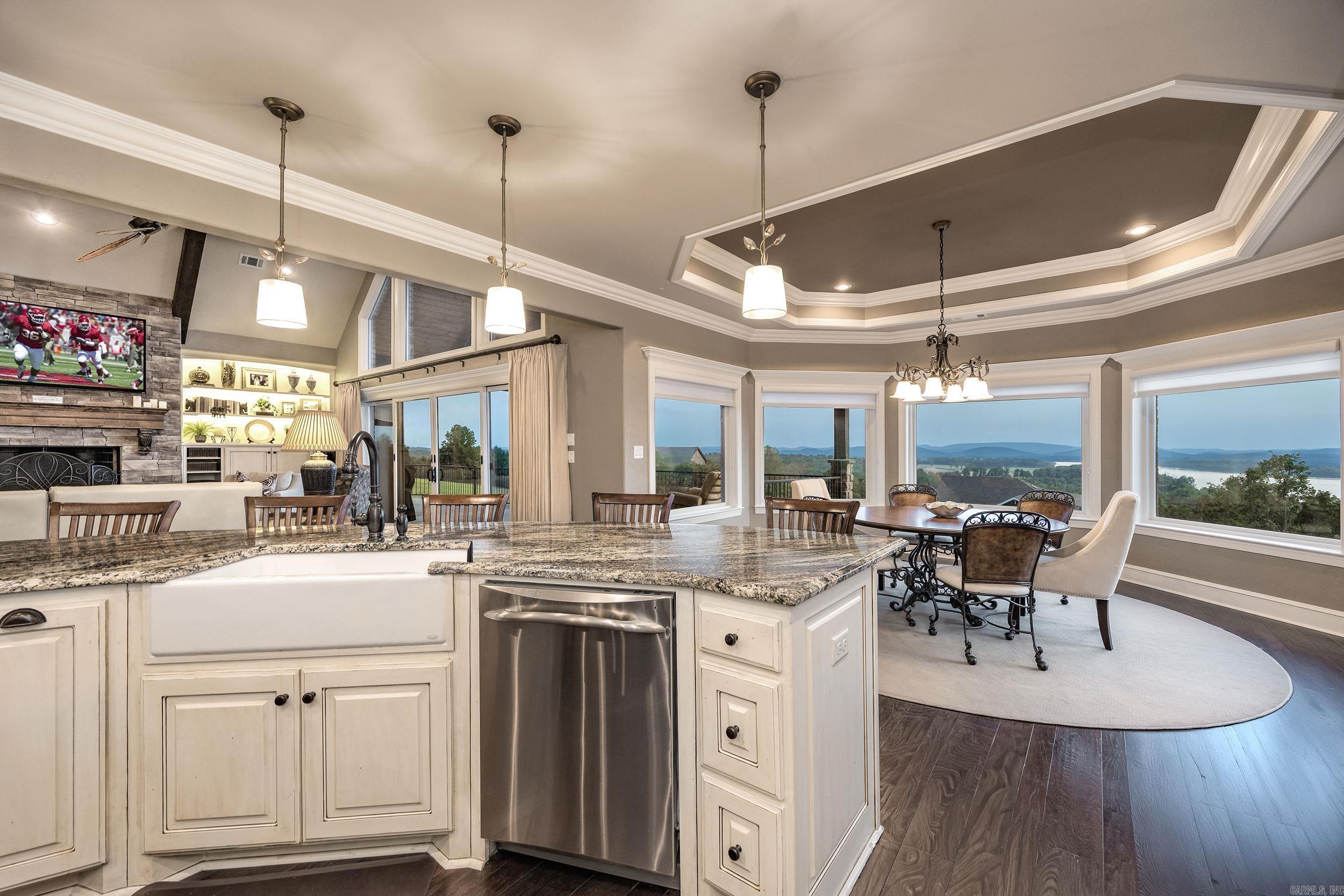 North Little Rock, Arkansas, 72113, United States, 3 Bedrooms Bedrooms, ,4 BathroomsBathrooms,Residential,Active,2010160