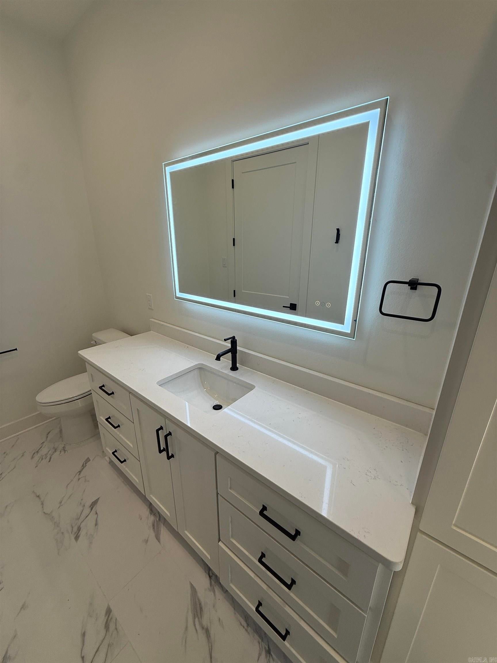 Little Rock, Arkansas, 72223, United States, 5 Bedrooms Bedrooms, ,5 BathroomsBathrooms,Residential,Active,1894548