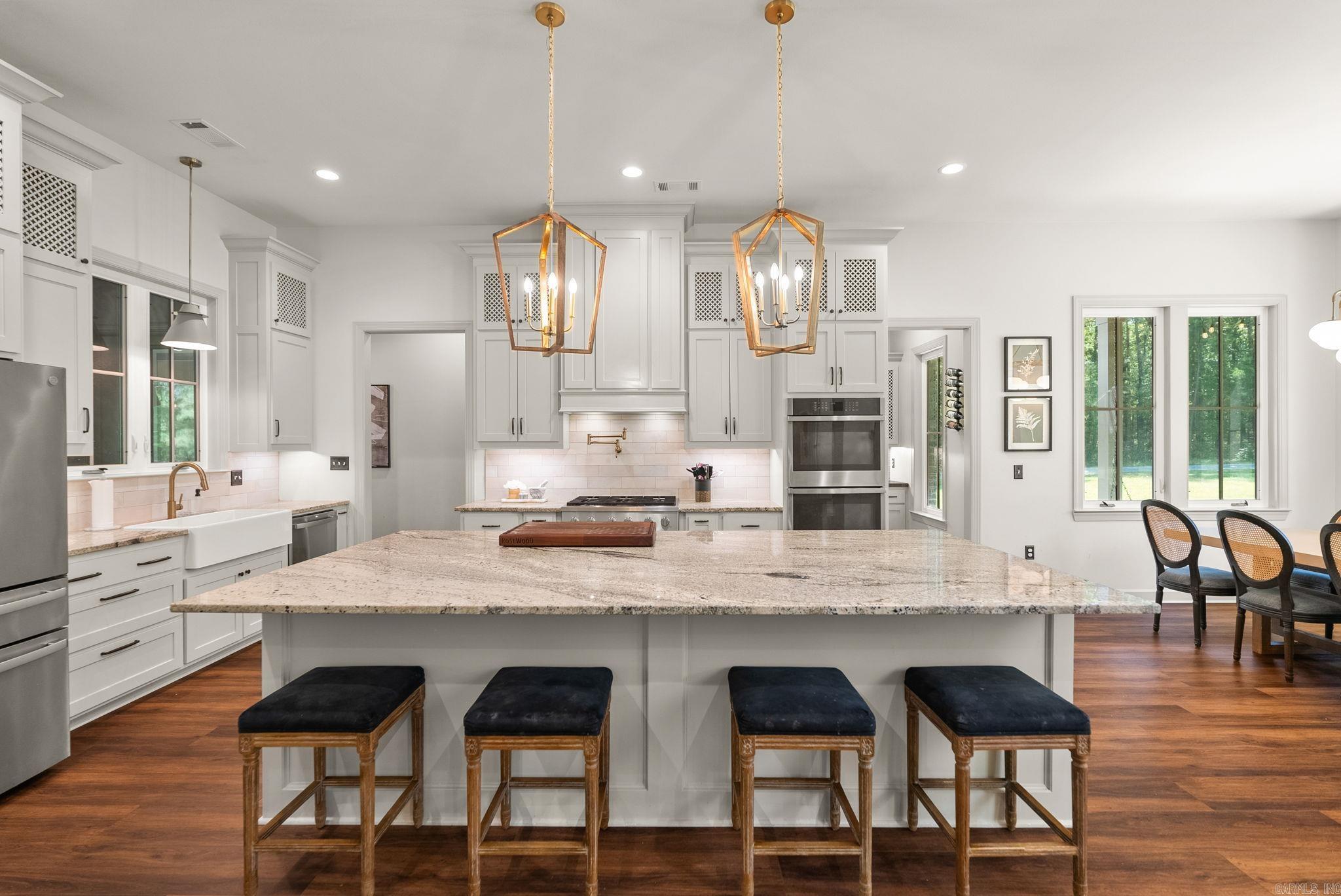 Greenbrier, Arkansas, 72058, United States, 4 Bedrooms Bedrooms, ,5 BathroomsBathrooms,Residential,Active,1954427