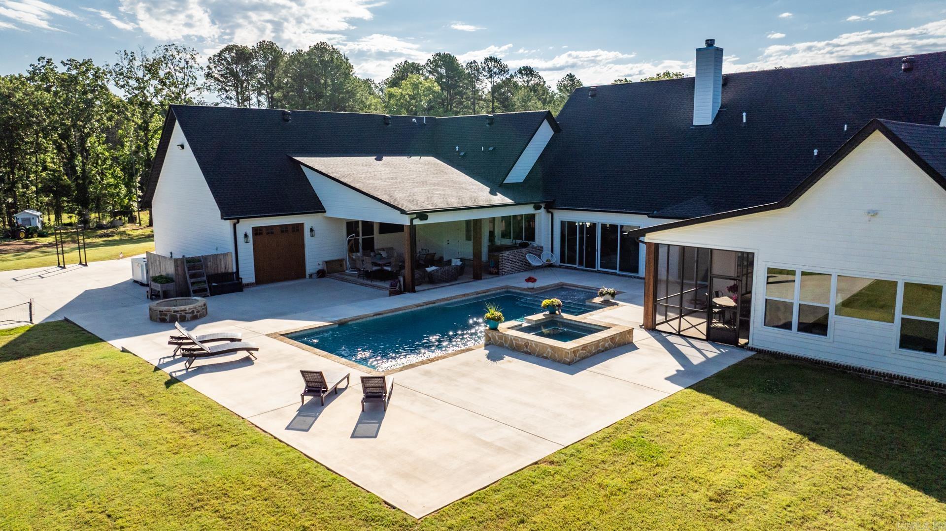 Conway, Arkansas, 72034, United States, ,6 BathroomsBathrooms,Residential,Active,1839450