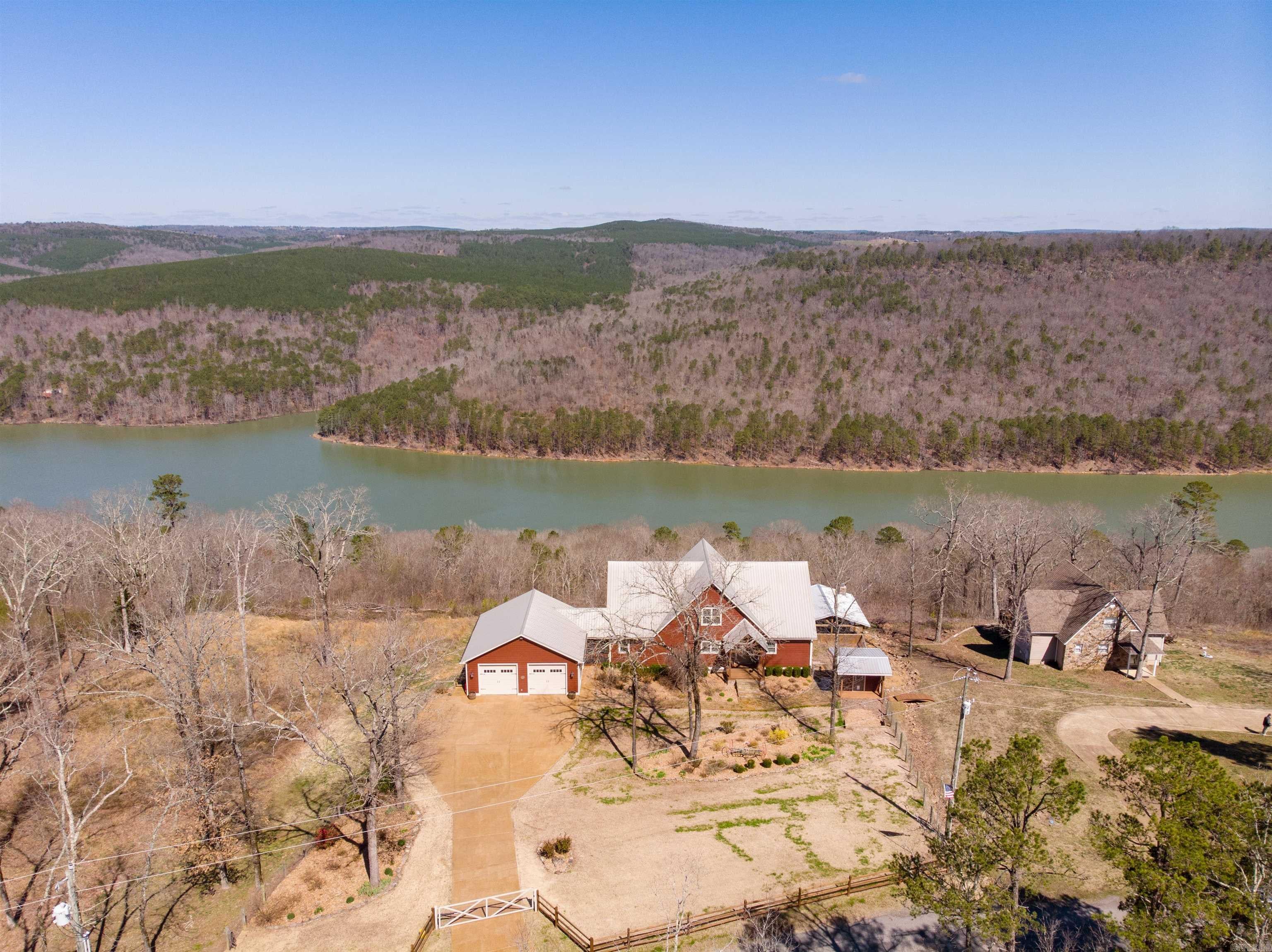 Greers Ferry, Arkansas, 72067, United States, 4 Bedrooms Bedrooms, ,4 BathroomsBathrooms,Residential,Active,1898024
