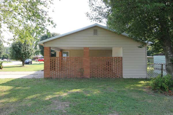 1936 HILLCREST DR, PARAGOULD, AR 72450, photo 3 of 21