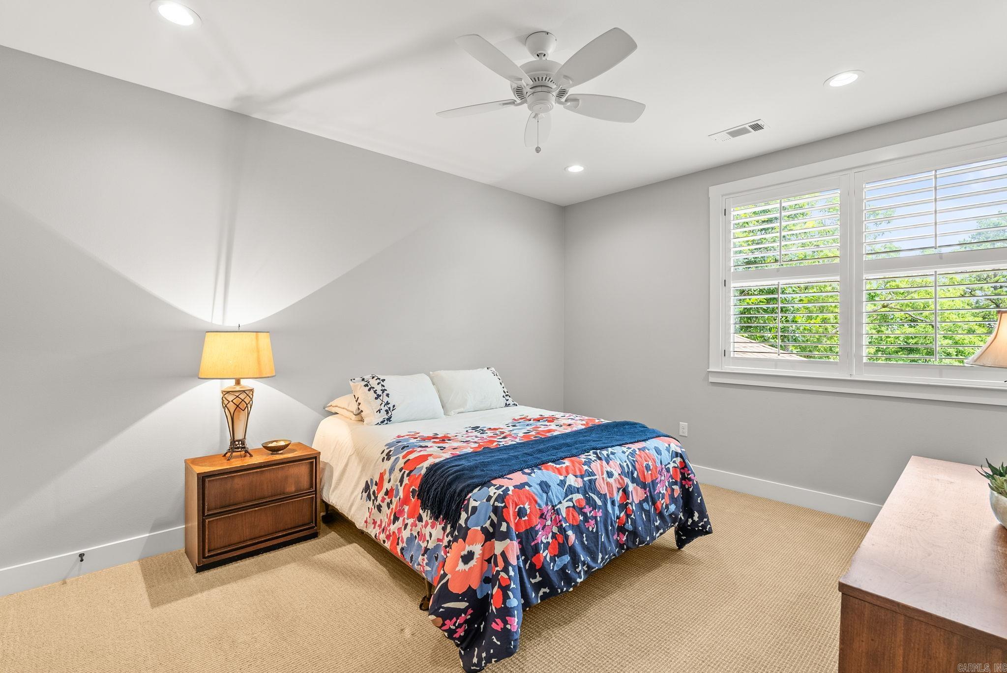 Little Rock, Arkansas, 72211, United States, ,6 BathroomsBathrooms,Residential,Active,1860286