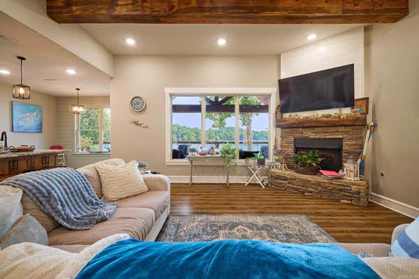 16728 CABES POINT RD, ALEXANDER, AR 72002, photo 2 of 49