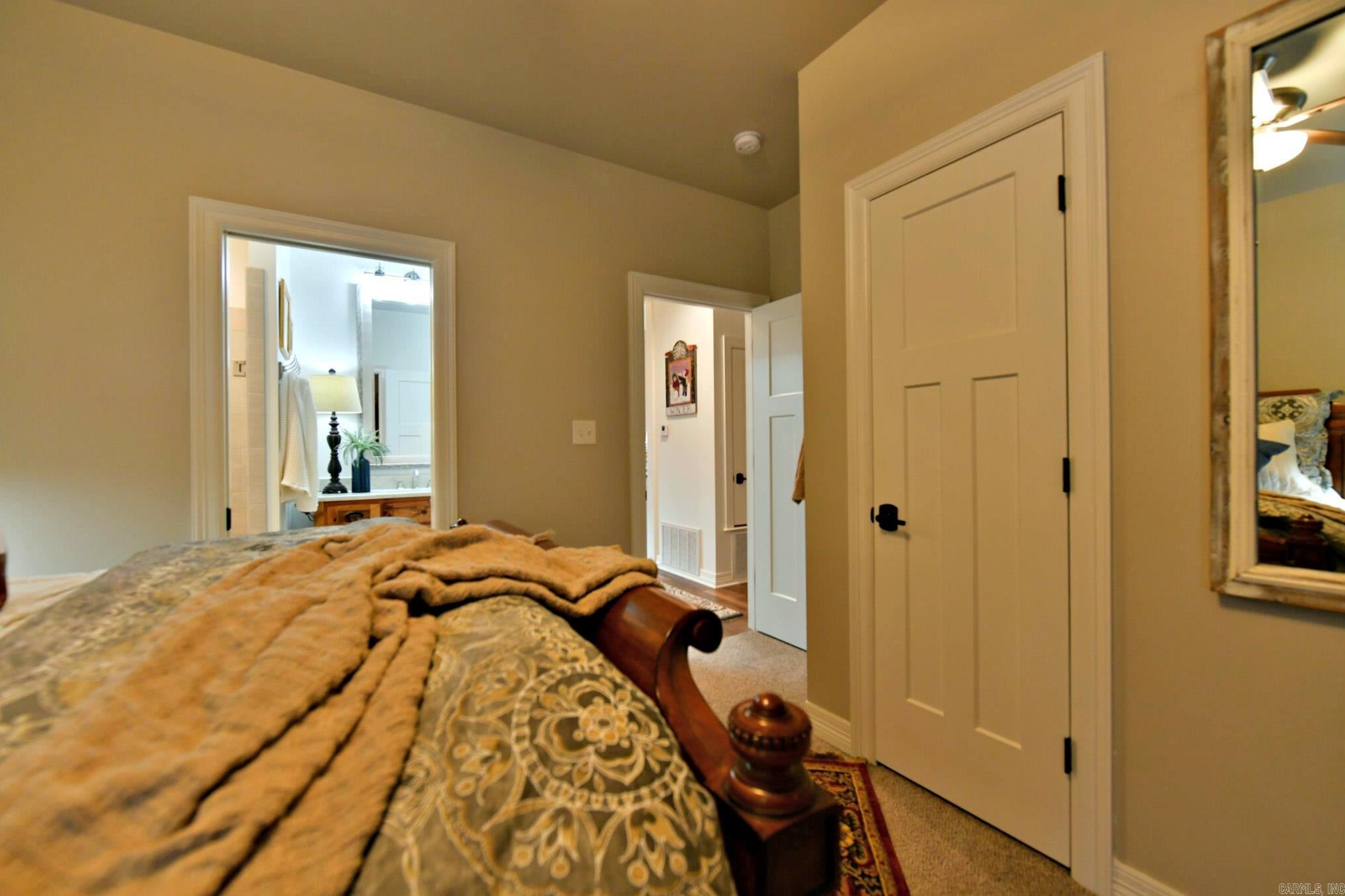 Mena, Arkansas, 71953, United States, 3 Bedrooms Bedrooms, ,3 BathroomsBathrooms,Residential,Active,1998755