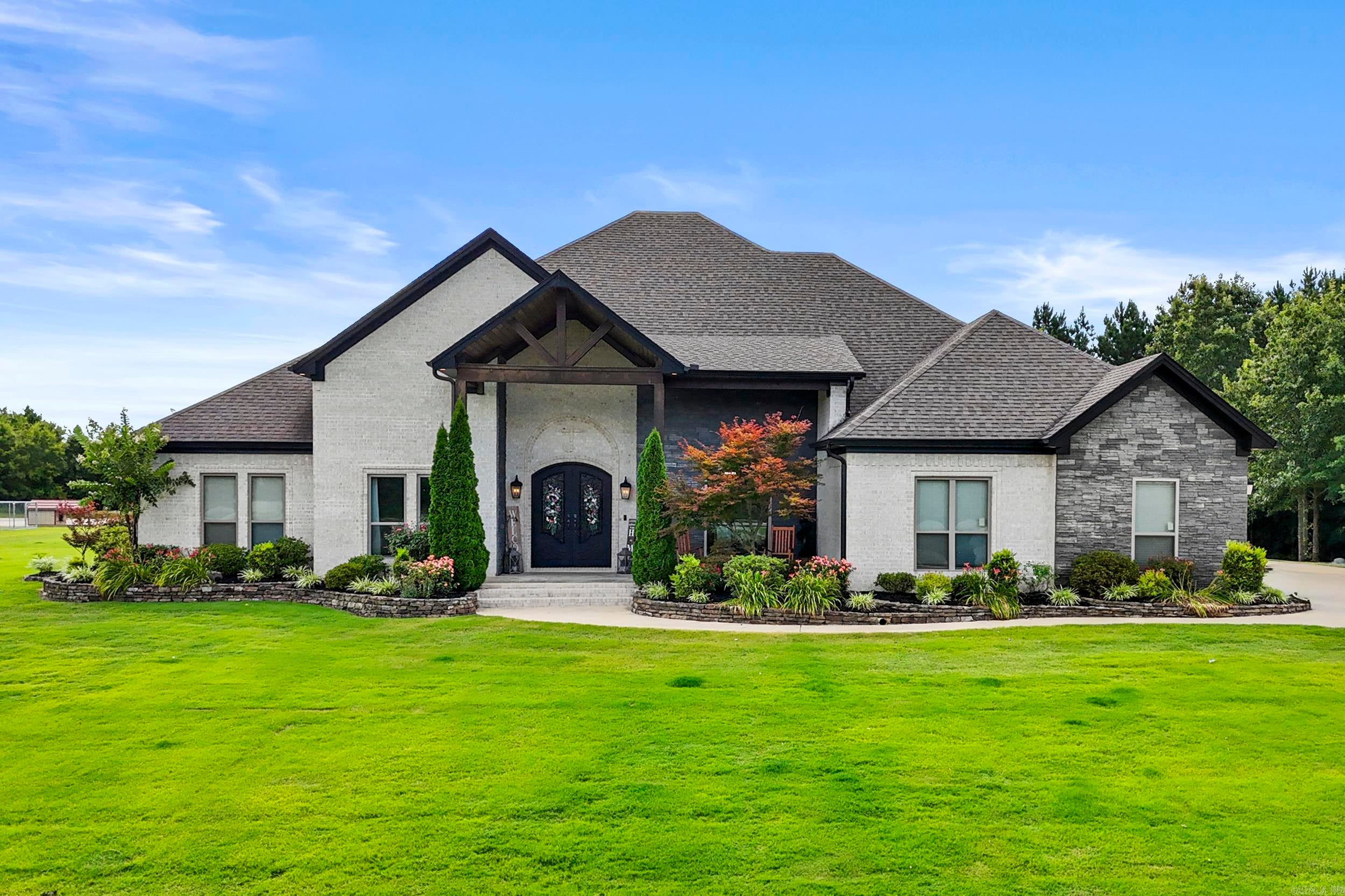 Searcy, Arkansas, 72143, United States, 3 Bedrooms Bedrooms, ,3 BathroomsBathrooms,Residential,Pending,1994980