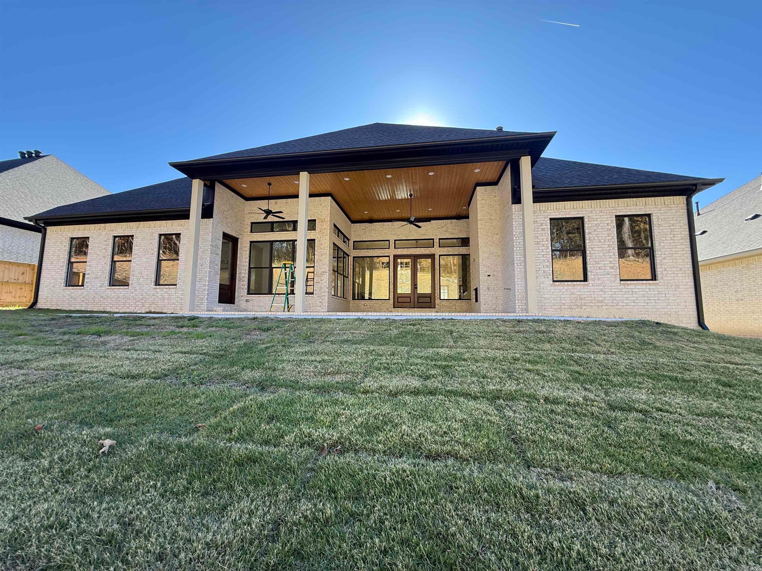 Little Rock, Arkansas, 72223, United States, 5 Bedrooms Bedrooms, ,5 BathroomsBathrooms,Residential,Active,1894548