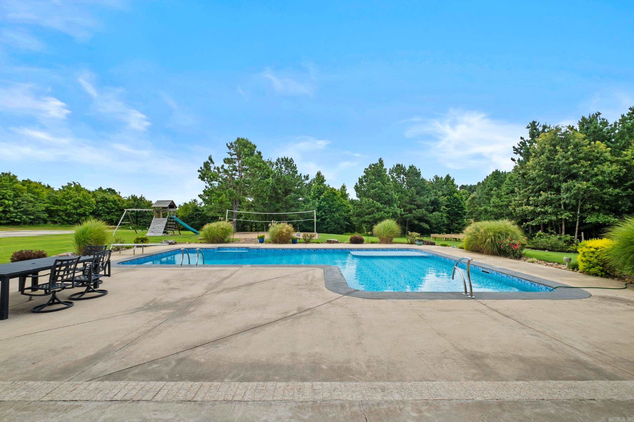 Searcy, Arkansas, 72143, United States, 3 Bedrooms Bedrooms, ,3 BathroomsBathrooms,Residential,Pending,1994980