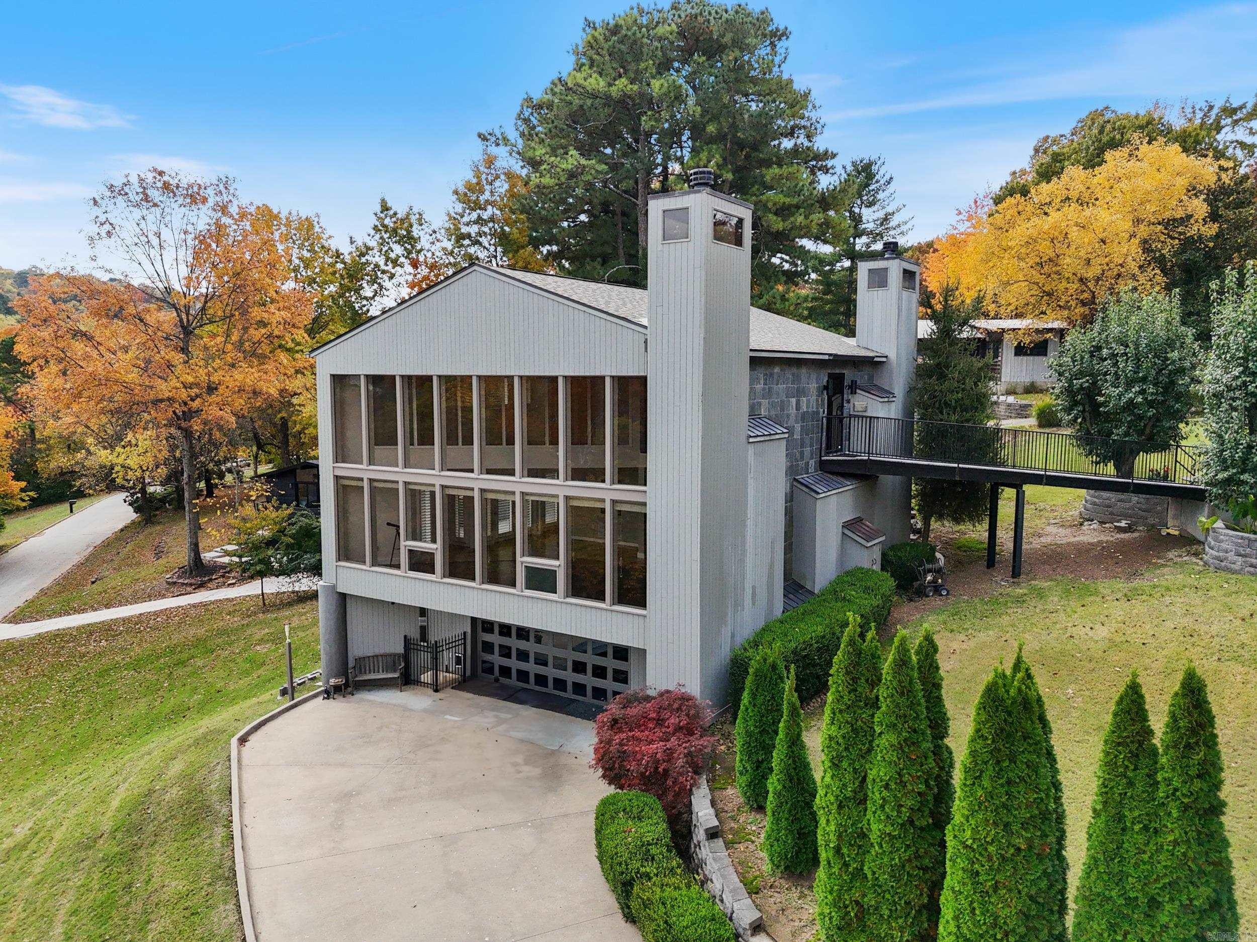 Fayetteville, Arkansas, 72703, United States, 4 Bedrooms Bedrooms, ,3 BathroomsBathrooms,Residential,Active,2007010