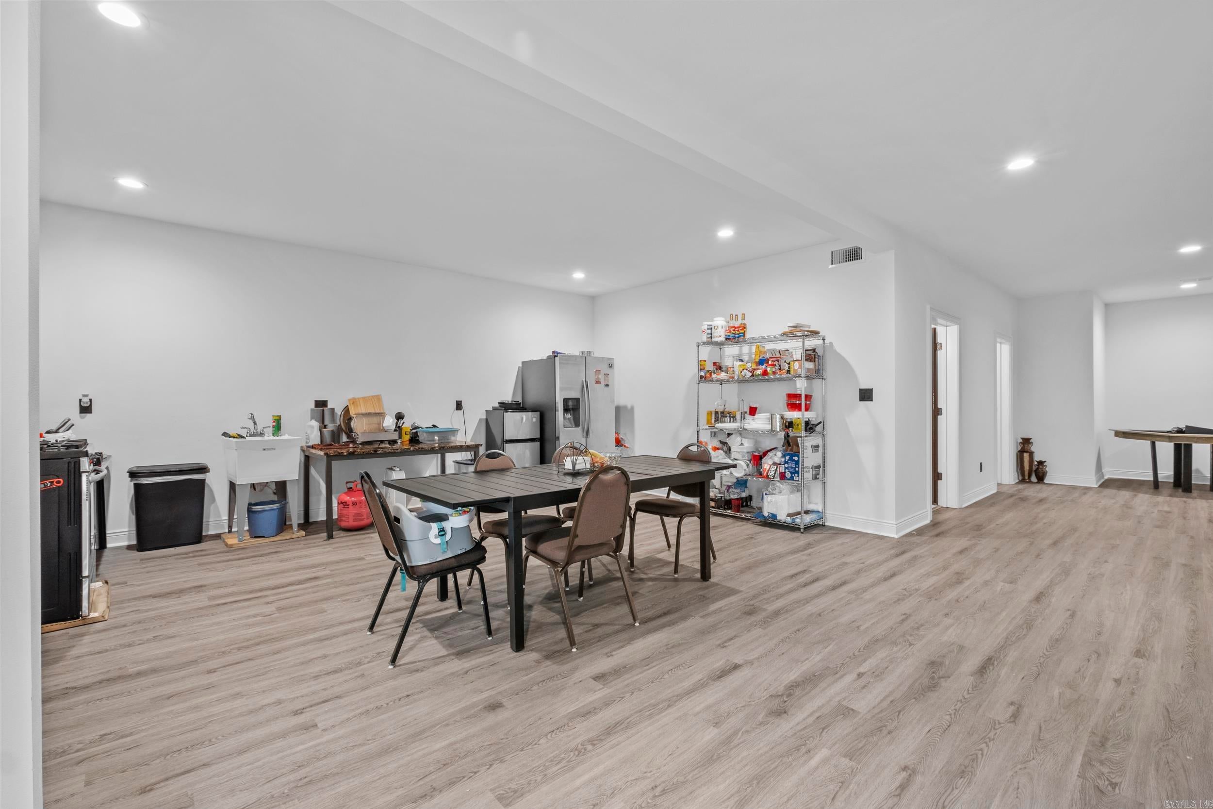 Searcy, Arkansas, 72143, United States, 6 Bedrooms Bedrooms, ,7 BathroomsBathrooms,Residential,Active,2008743