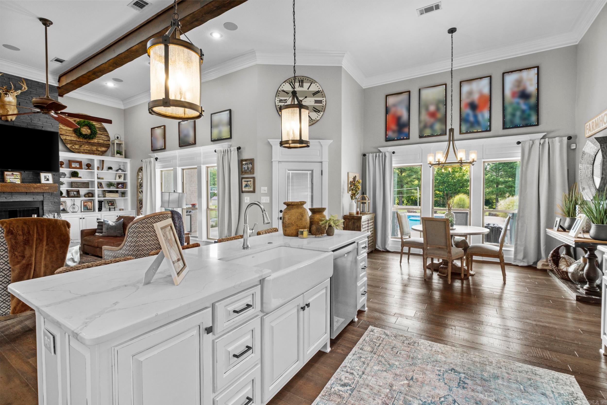 Searcy, Arkansas, 72143, United States, 3 Bedrooms Bedrooms, ,3 BathroomsBathrooms,Residential,Pending,1994980