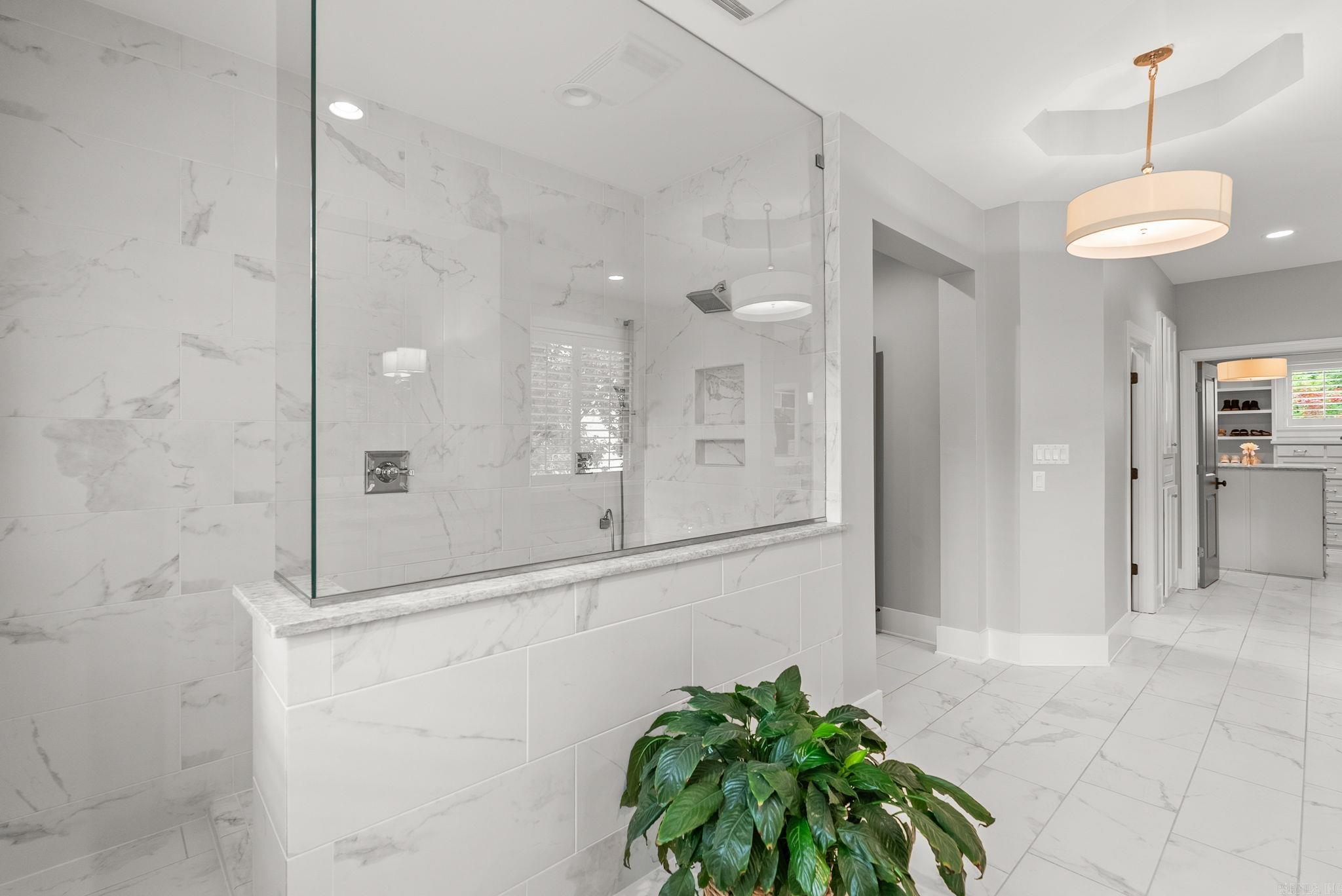 Little Rock, Arkansas, 72211, United States, ,6 BathroomsBathrooms,Residential,Active,1860286