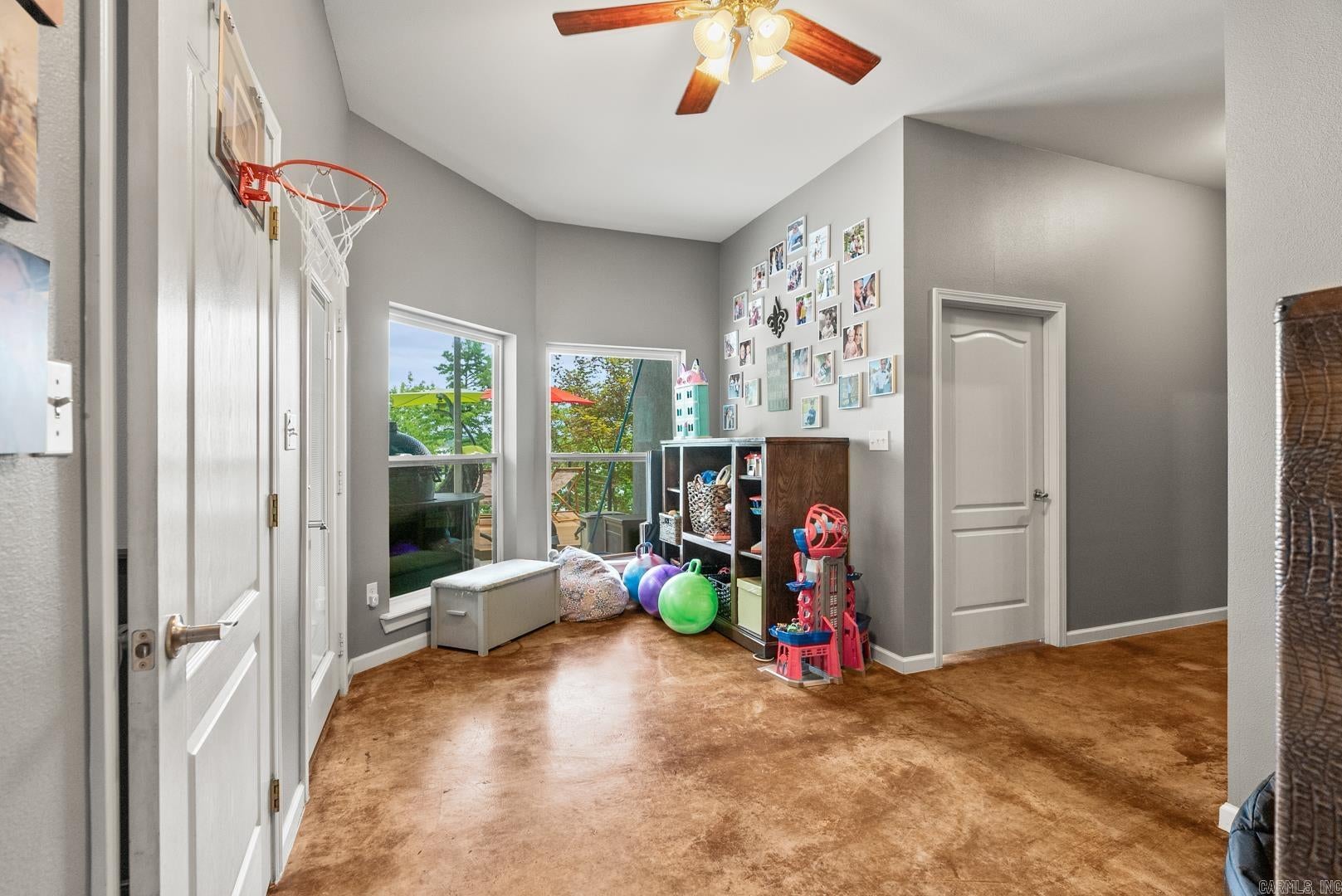 Quitman, Arkansas, 72131, United States, 6 Bedrooms Bedrooms, ,6 BathroomsBathrooms,Residential,Active,1952305