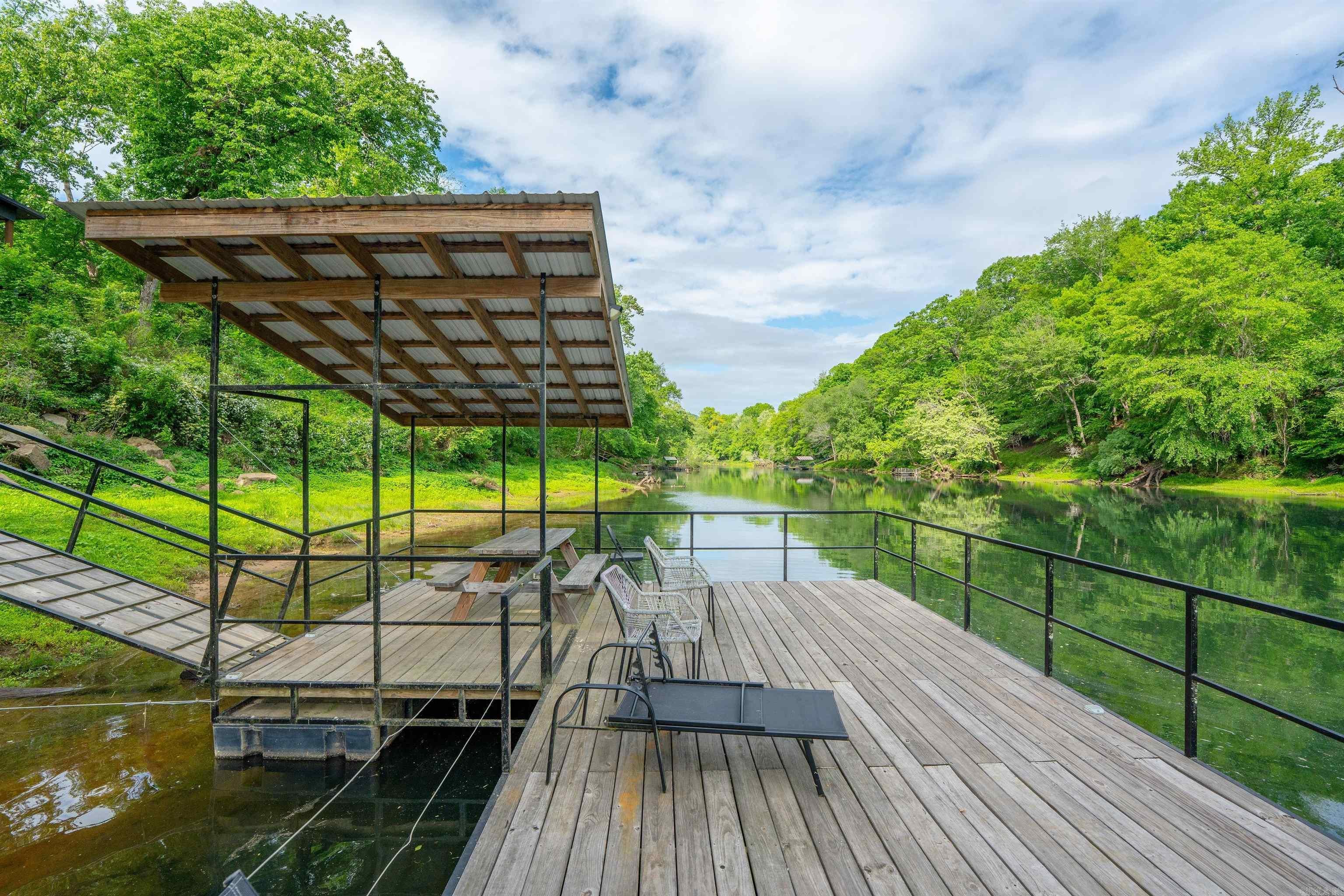 Heber Springs, Arkansas, 72543, United States, 4 Bedrooms Bedrooms, ,6 BathroomsBathrooms,Residential,Active,2045791