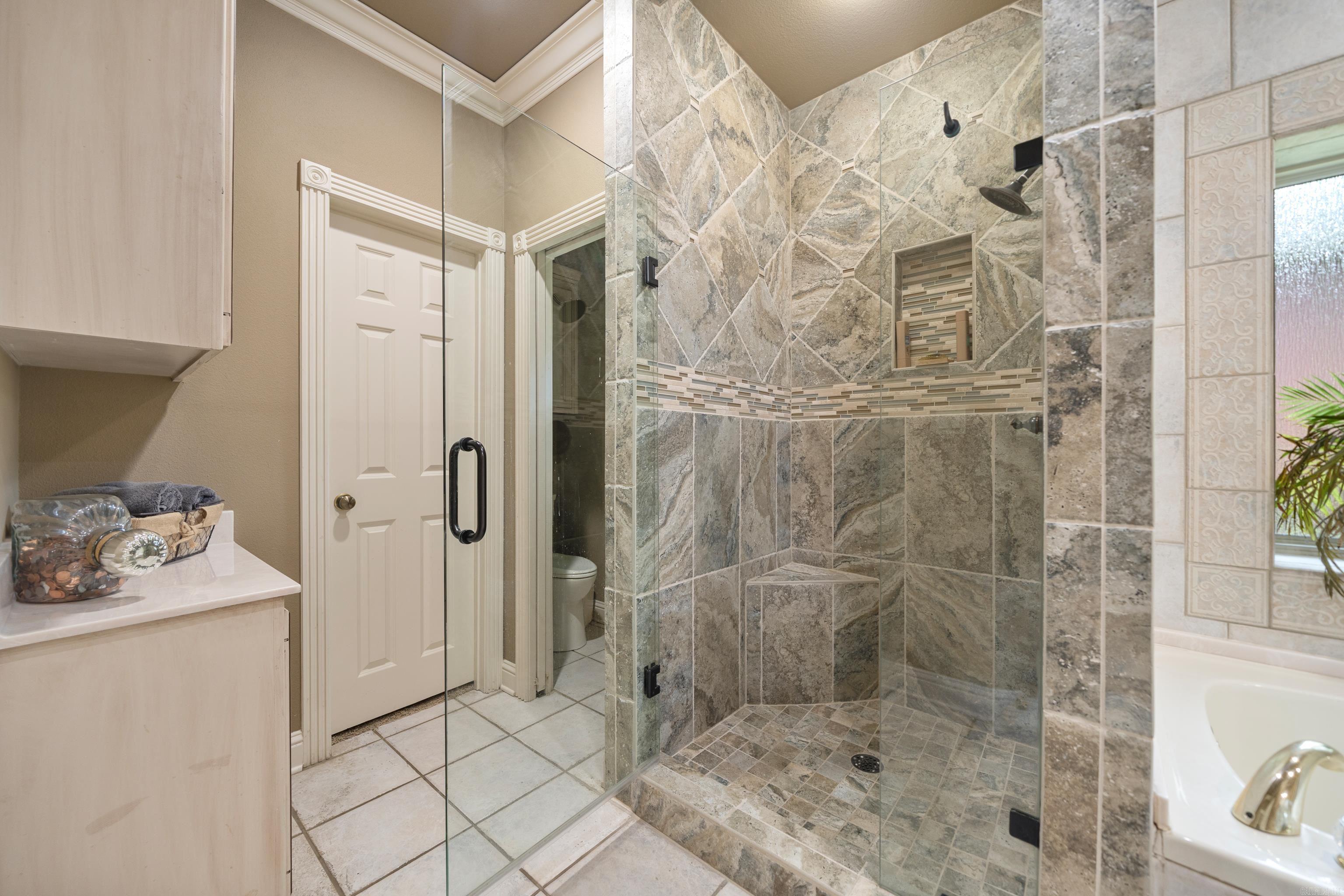 Hot Springs, Arkansas, 71913, United States, 5 Bedrooms Bedrooms, ,5 BathroomsBathrooms,Residential,Active,1920263